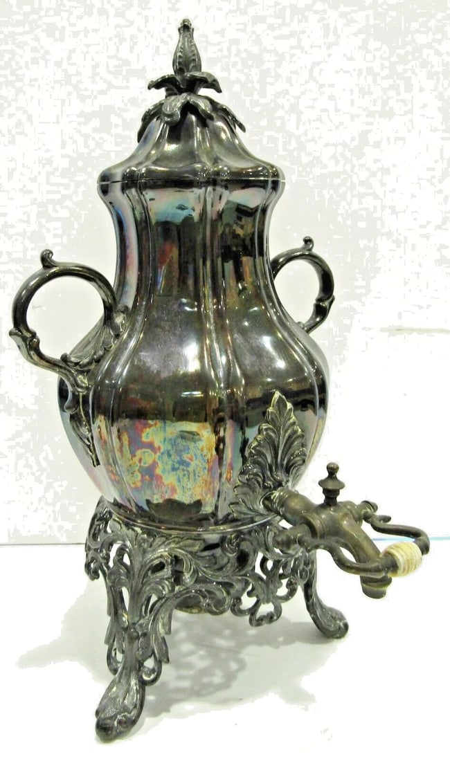 Early 20th Century Silver Plated Floral Pattern Sheffield Style Samovar - 2