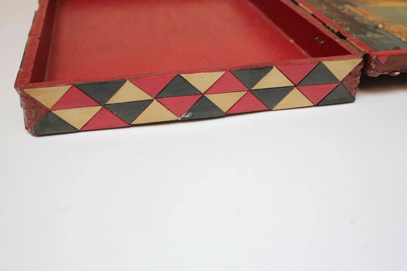 Vintage Italian Harlequin Decorative Hinged Box With Maritime Litho Lined Interior - 8