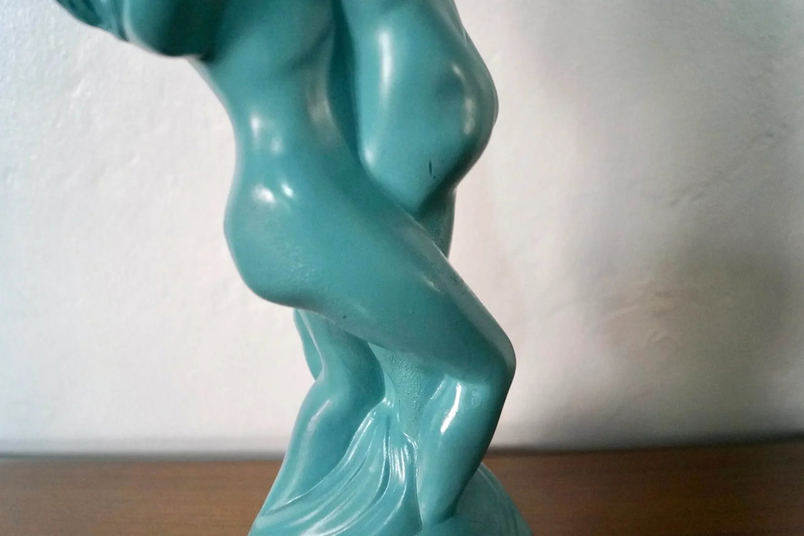 1970's Art Deco Embrace Bell Ceramics Sculpture - 10