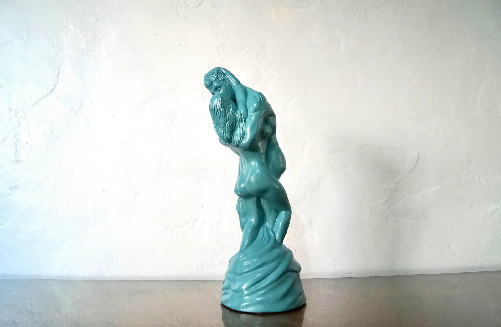 1970's Art Deco Embrace Bell Ceramics Sculpture - 2