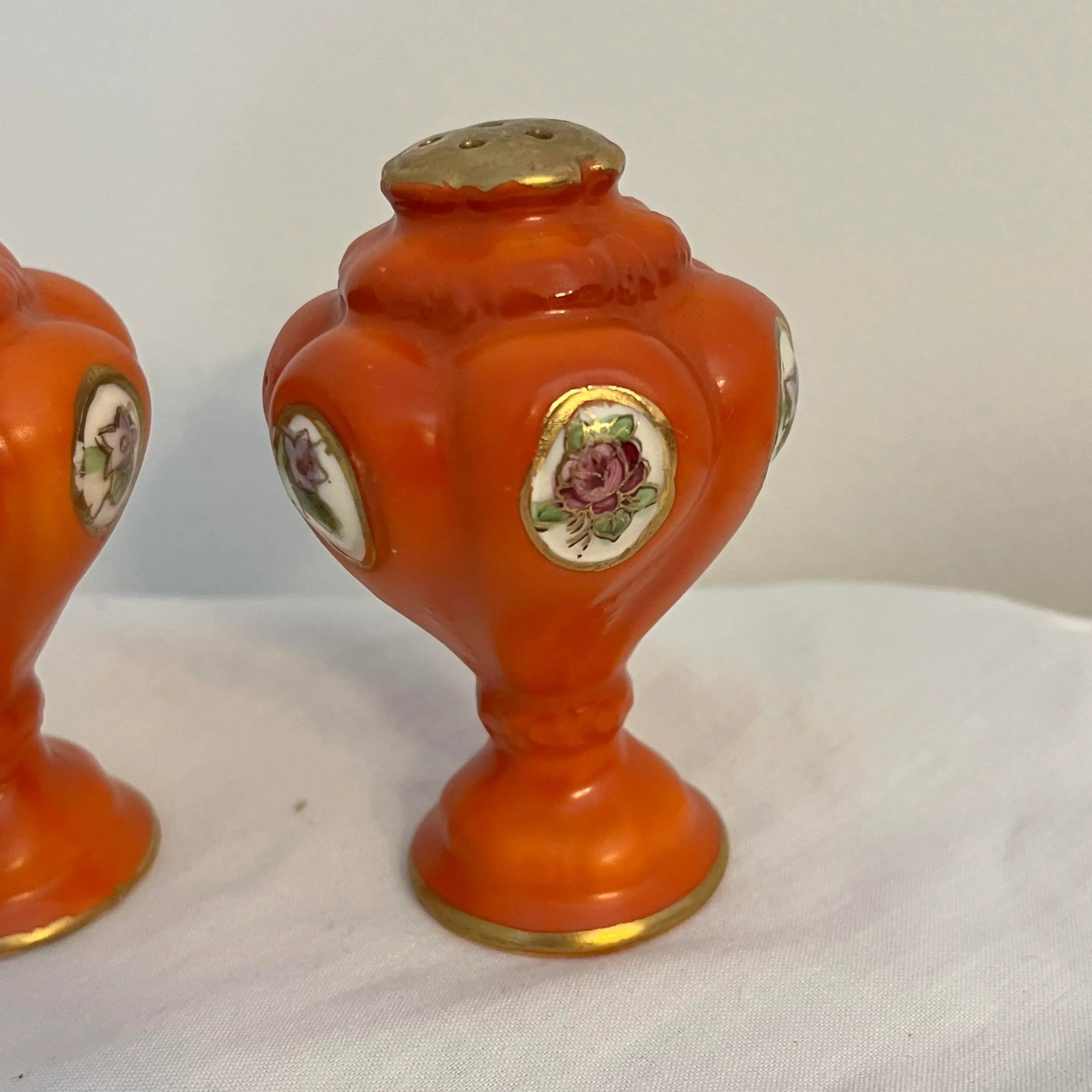 Mid Century Orange Topiary Shaped Salt and Pepper Shakers, Japan - a Pair - 3