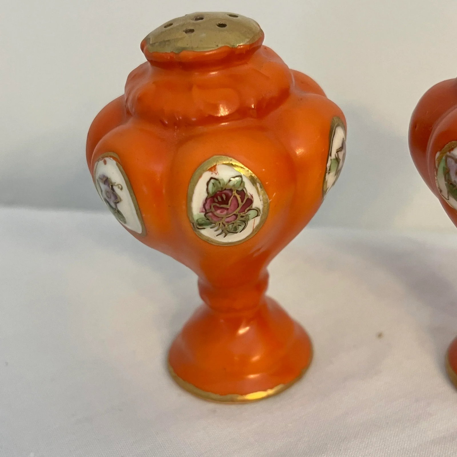 Mid Century Orange Topiary Shaped Salt and Pepper Shakers, Japan - a Pair - 4