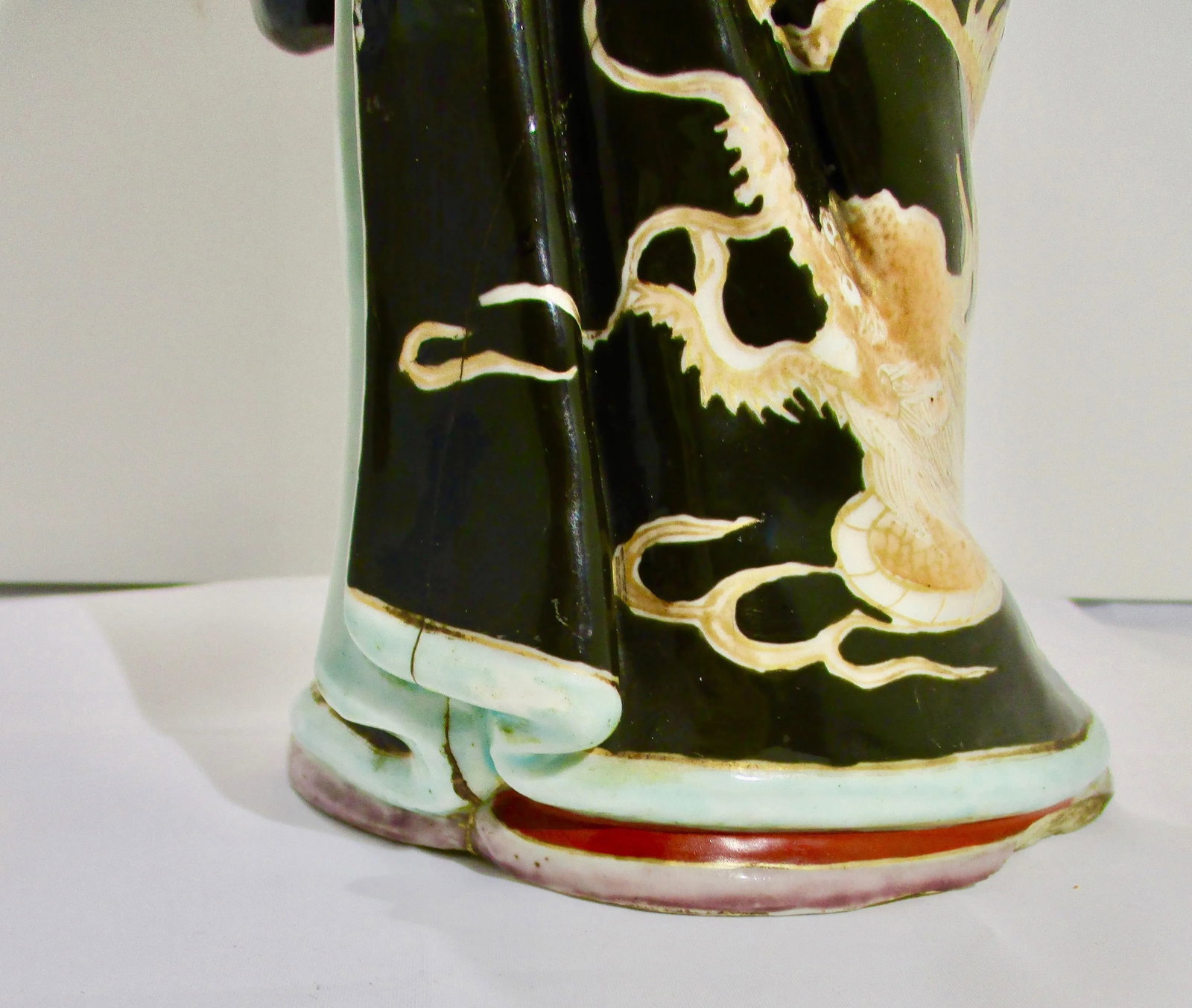 Japanese Kutani Porcelain Geisha Figure - 2