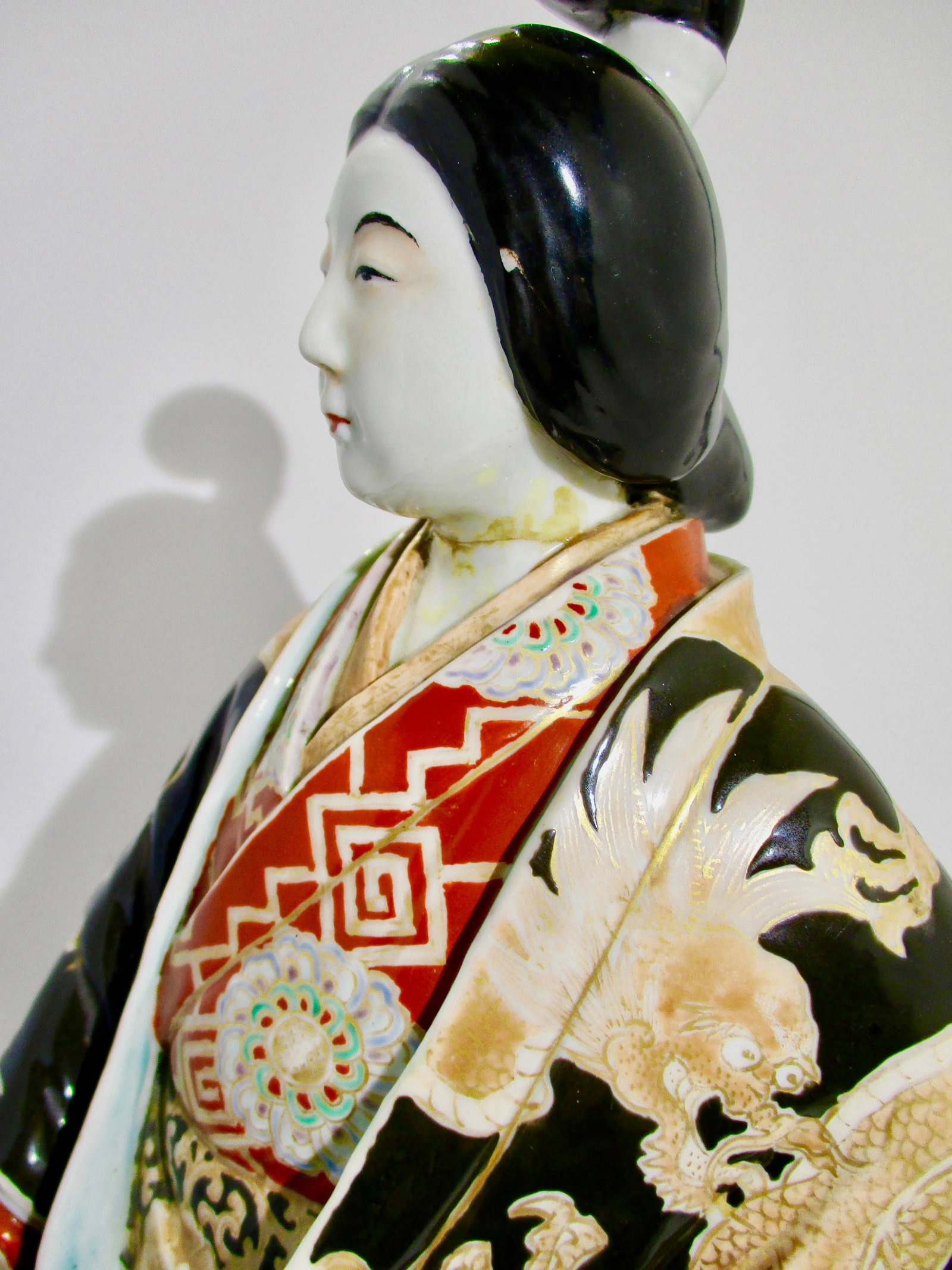 Japanese Kutani Porcelain Geisha Figure - 5