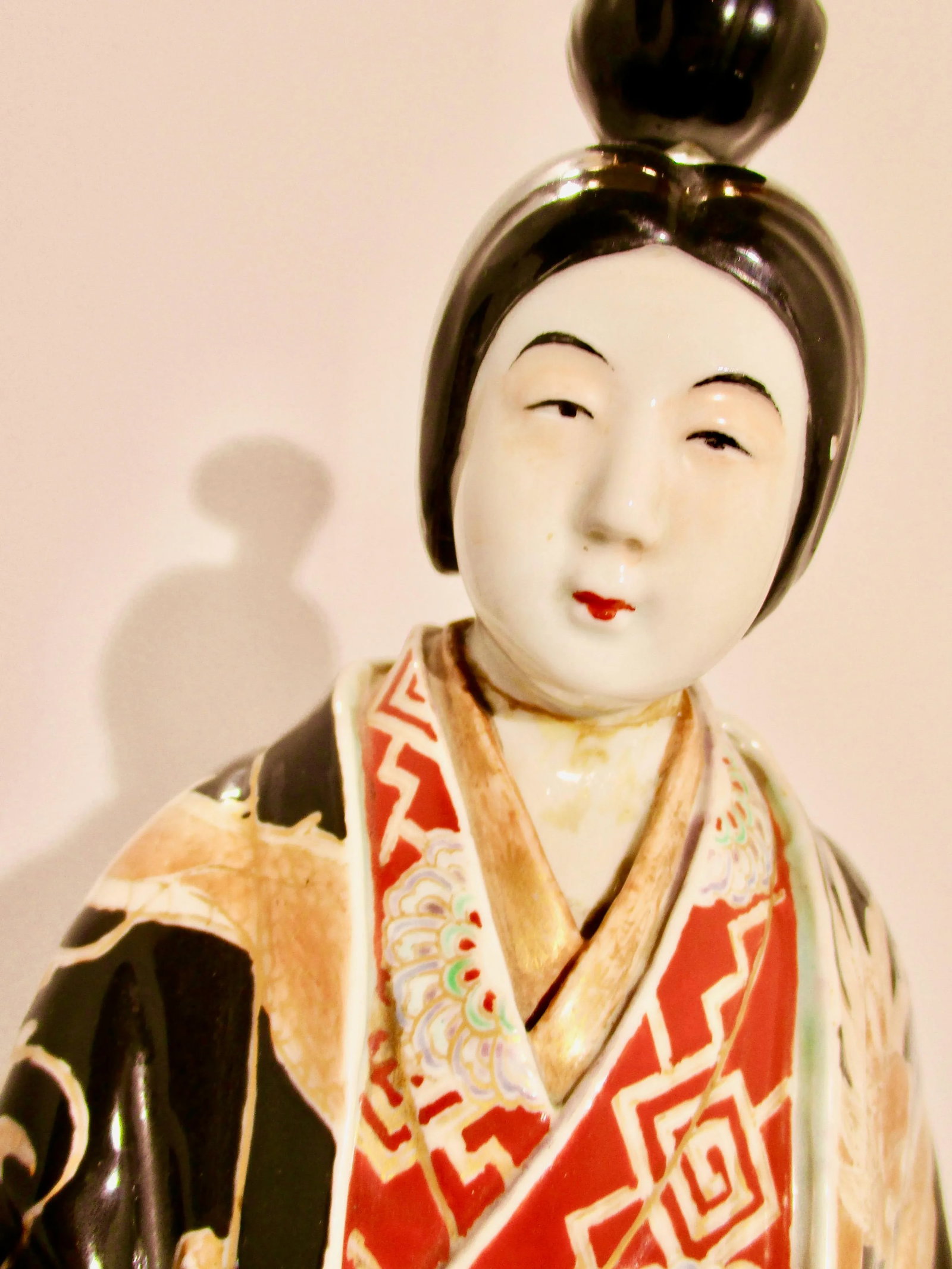 Japanese Kutani Porcelain Geisha Figure - 9