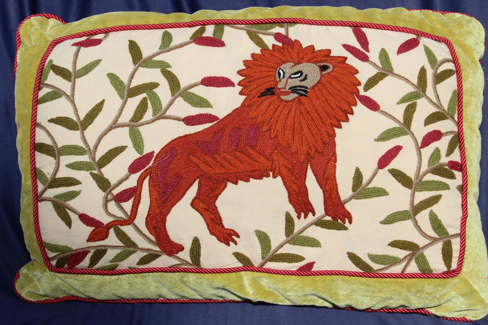 Mid 20th C. Possibly American Solid Down Filled Hook Rug - 2