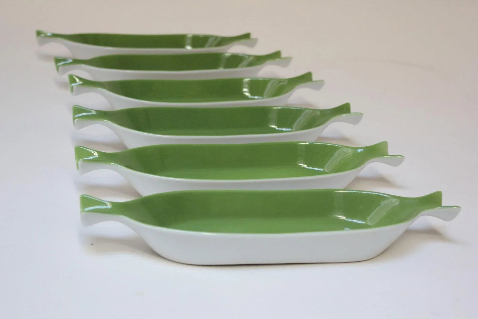 Set of Six Vintage Green FöRM Corn on the Cob Dishes by Shenango China - 3