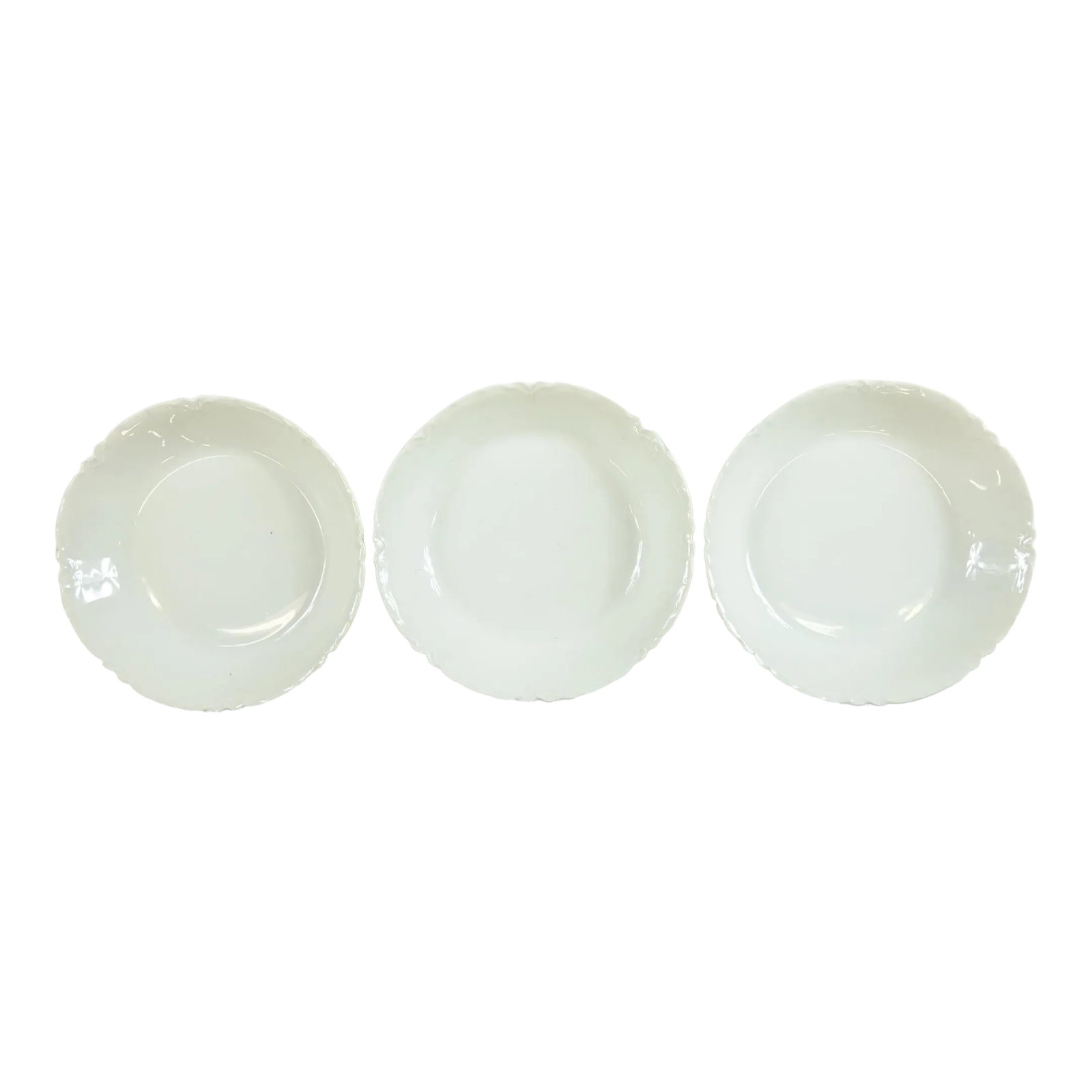19th Century Haviland France Ranson White Dinner Plates- Set of 3: Haviland France Ranson White Dinner Plate Antique. Good Condition - see pictures for more details. Dimensions: 7.5" x 7.5" x 2" Condition: Alterations: Original Condition Unaltered Imperfections: