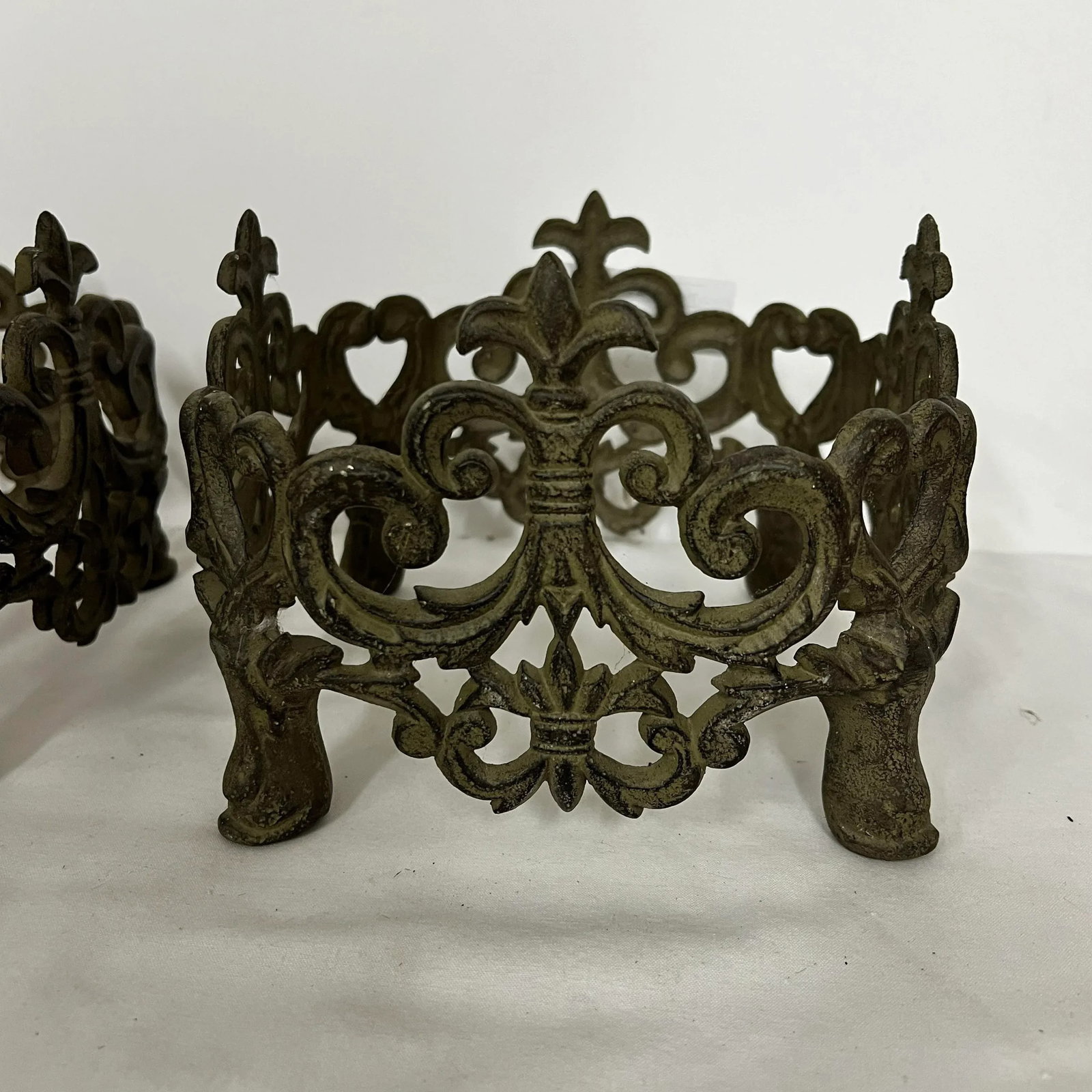 Cast Aluminum Metal Filagree Design Footed Planters - a Pair - 4