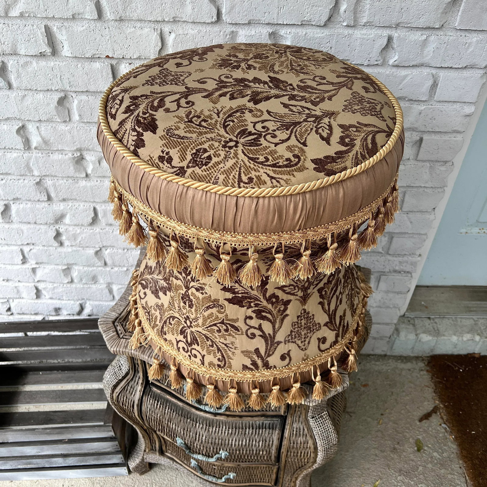 Hour Glass Shape Tassel Trimmed Footstool - 2