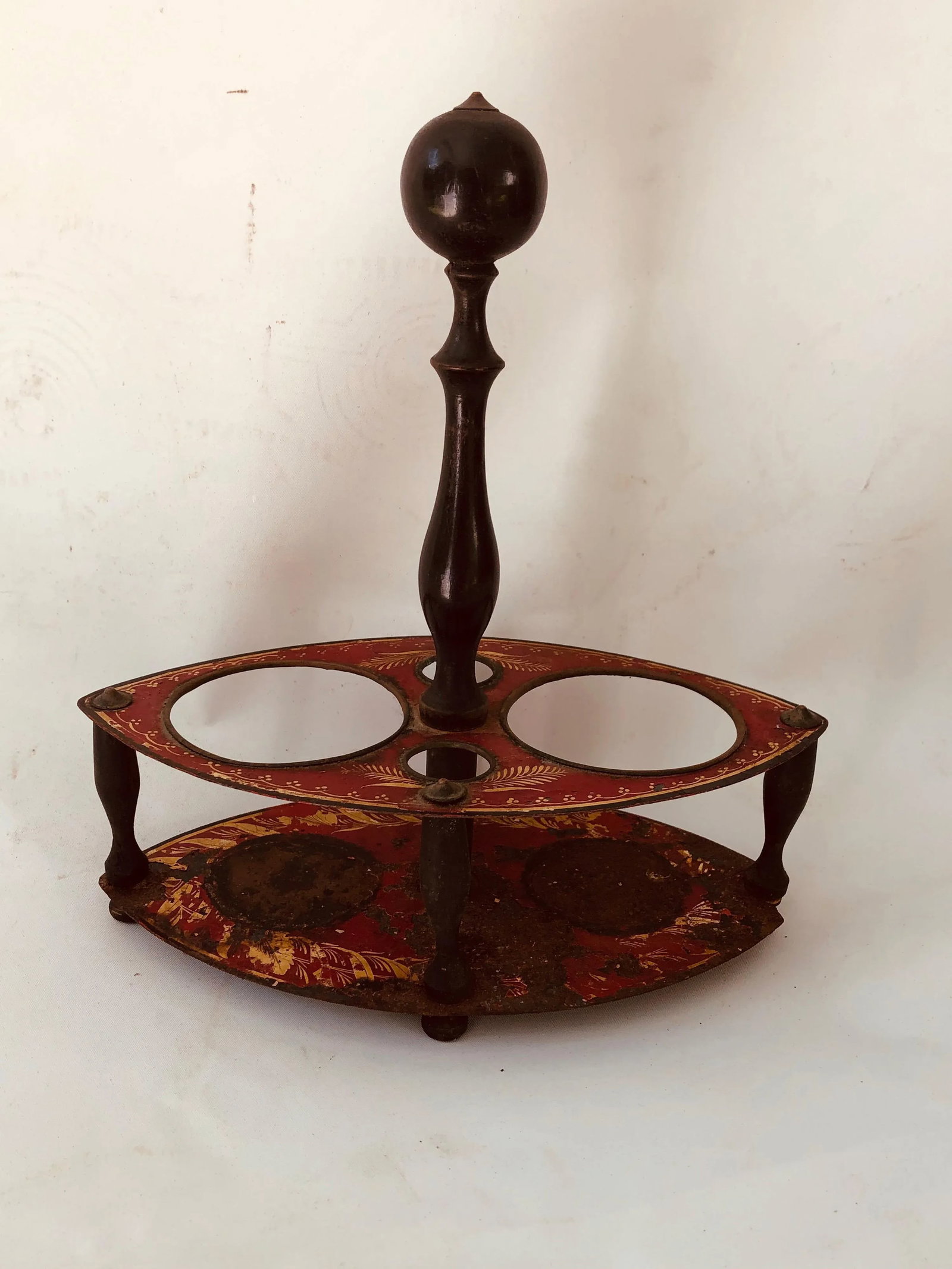French Circa 1820 Red Painted Tole Vinaigrier - 2