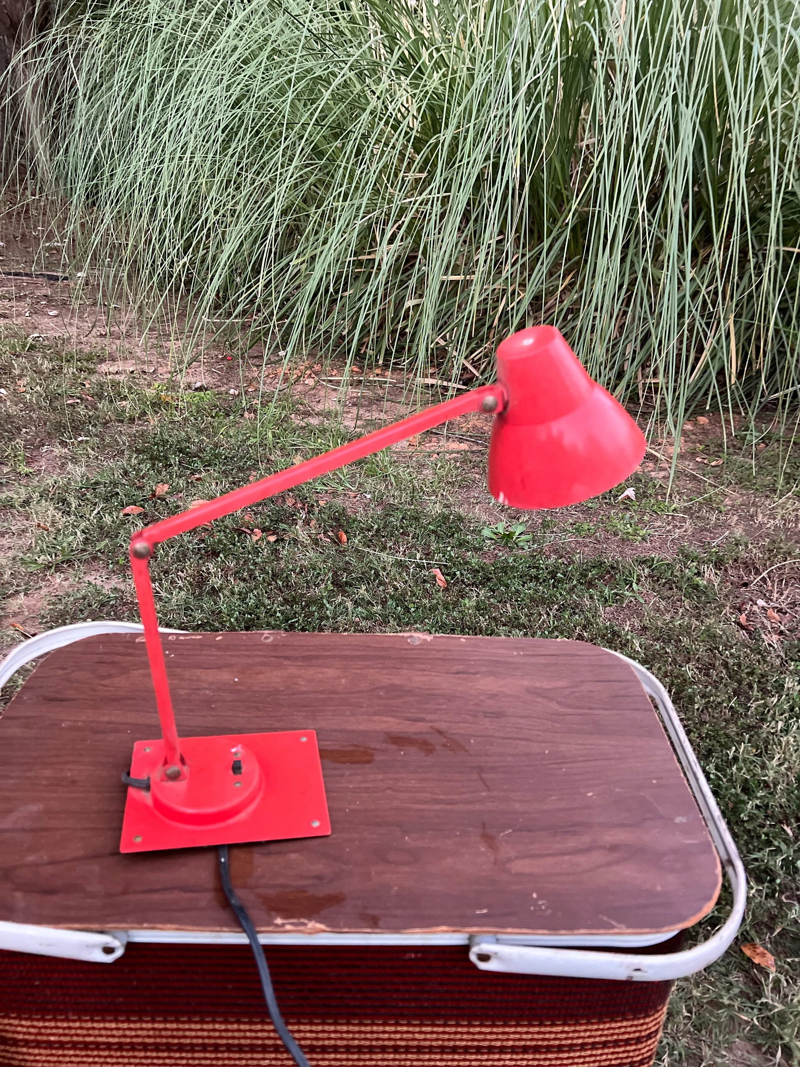 Vintage Cherry Red Desk Lamp - 4