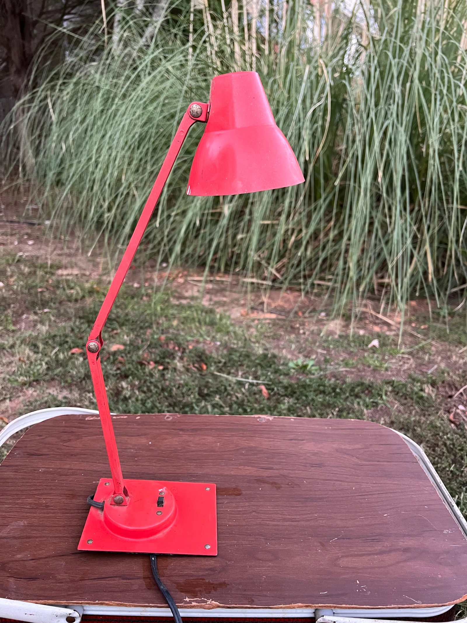 Vintage Cherry Red Desk Lamp - 5