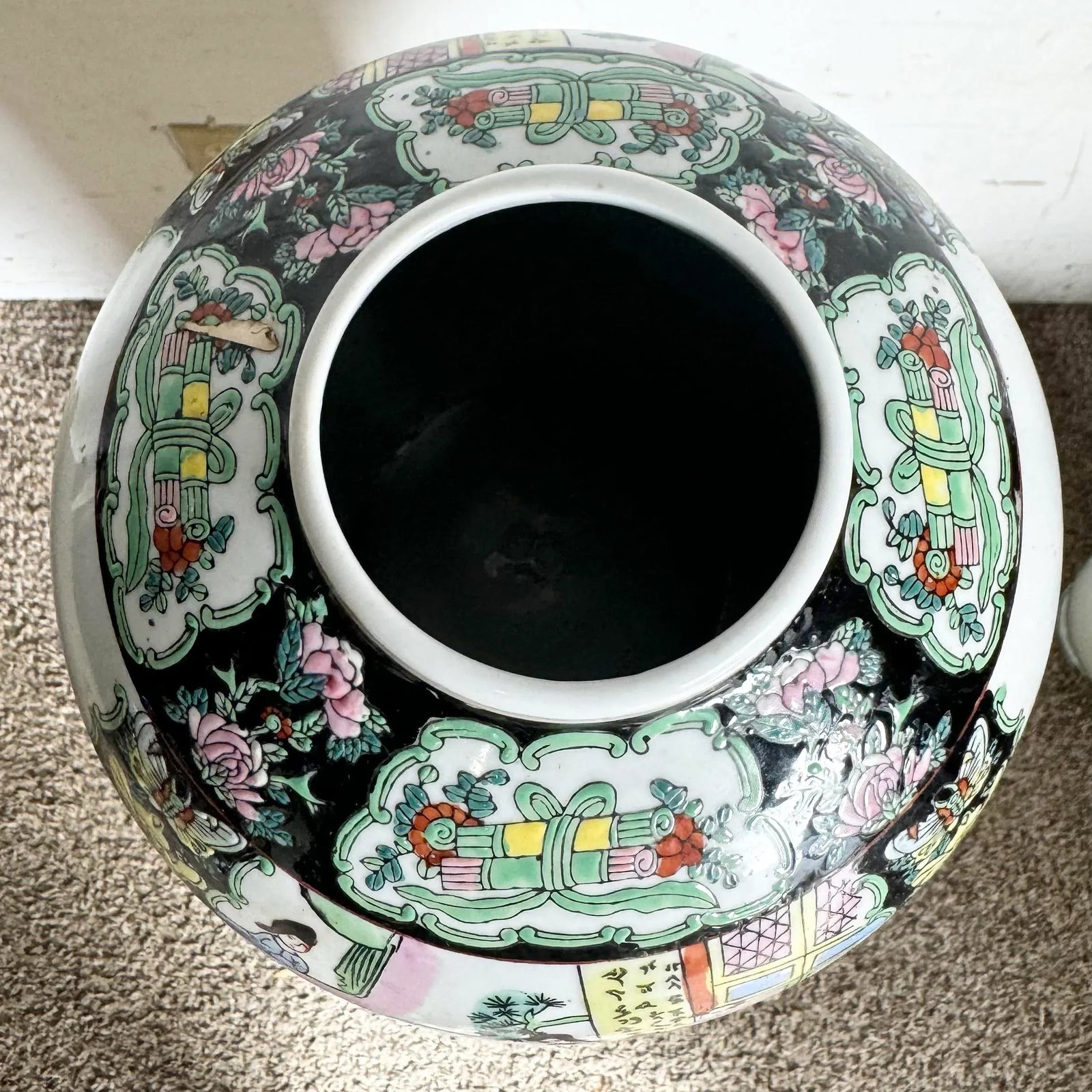 Vintage Chinese Porcelain Ginger Jar - 4