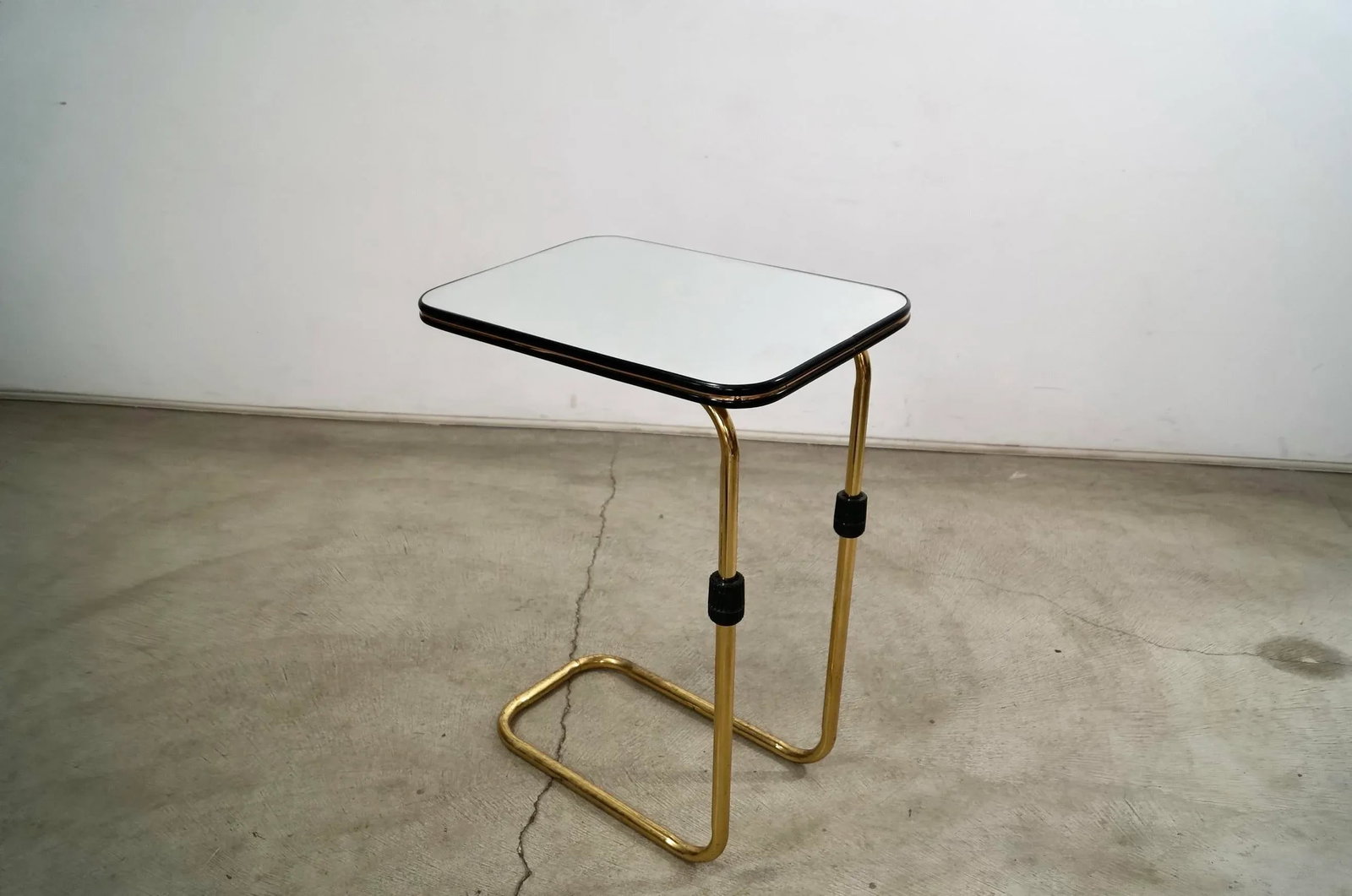 1980's Hollywood Regency Art Deco Brass & Mirror Side Table - 12