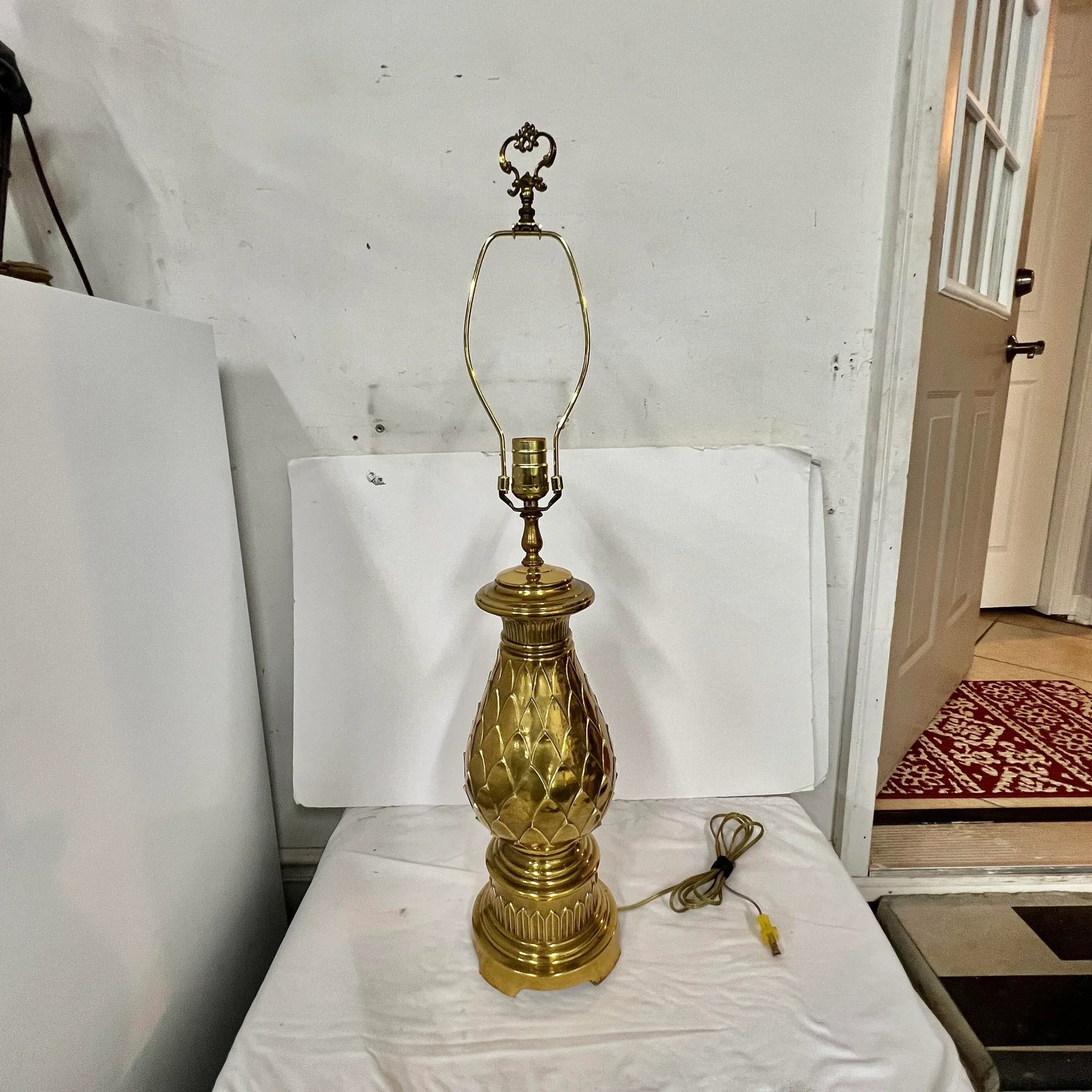 Vintage Brass Pineapple / Artichoke Table Lamp - 2