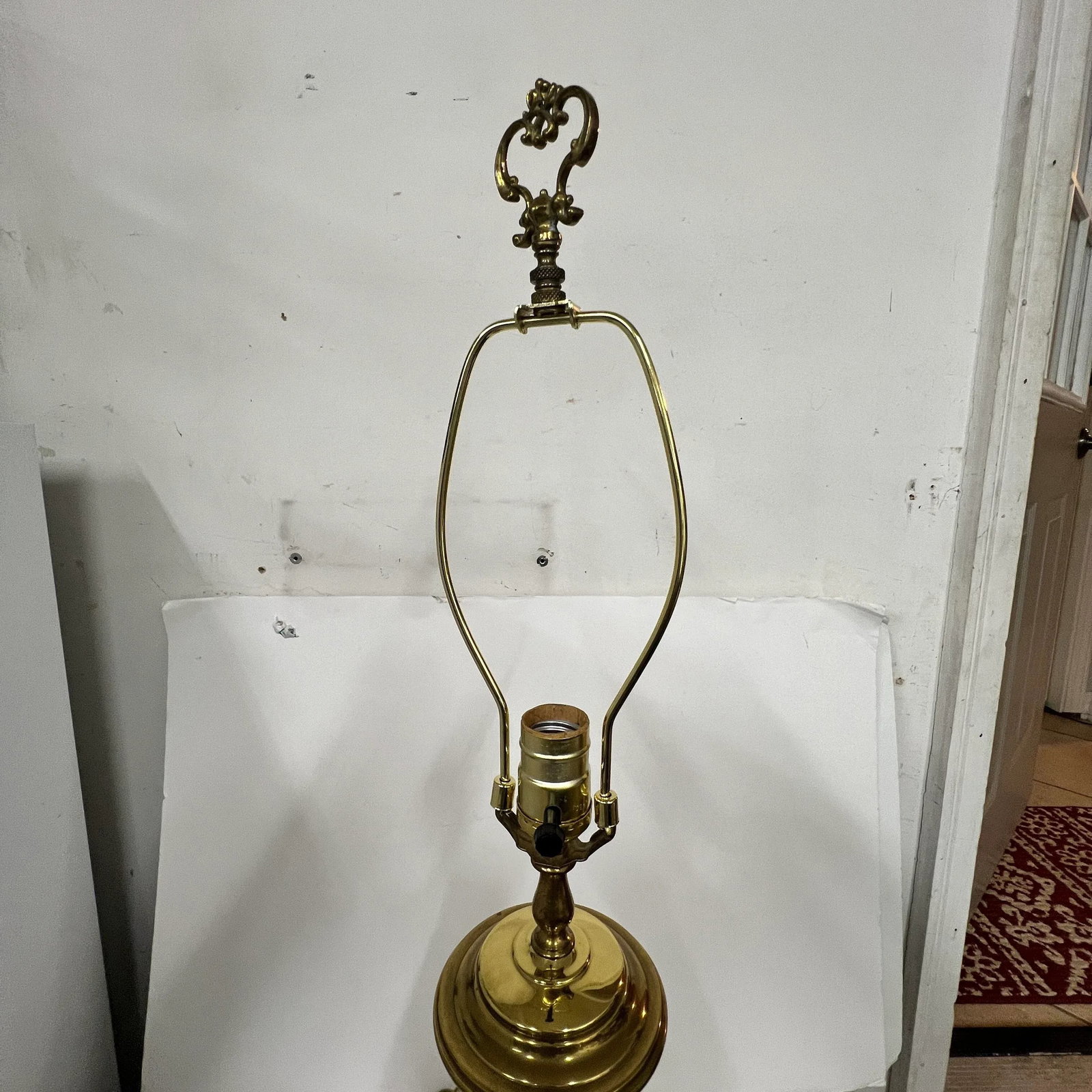 Vintage Brass Pineapple / Artichoke Table Lamp - 8