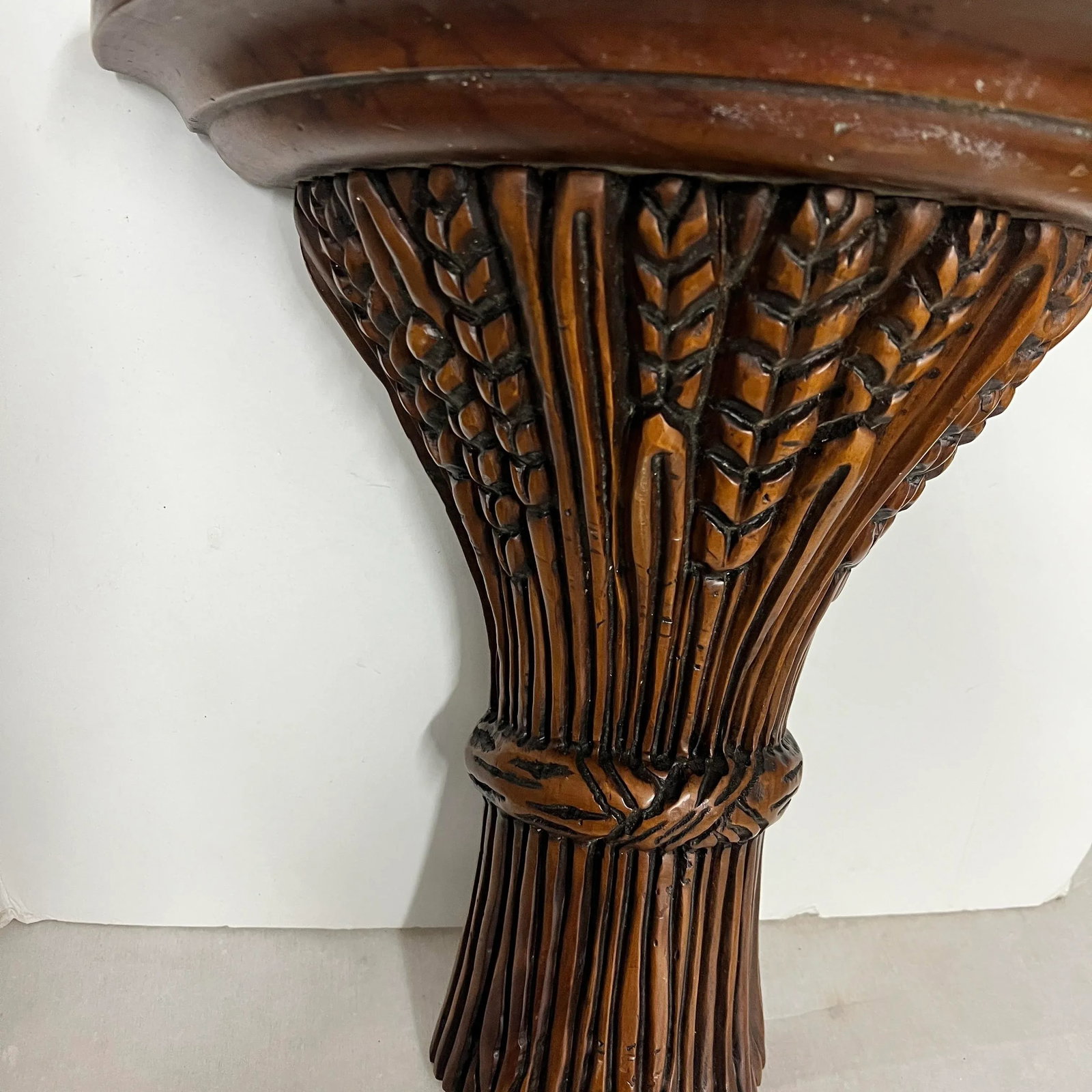 Vintage Large Hand Carved Farmhouse Wheat Sheaf Wall Bracket Made in Spain - 2
