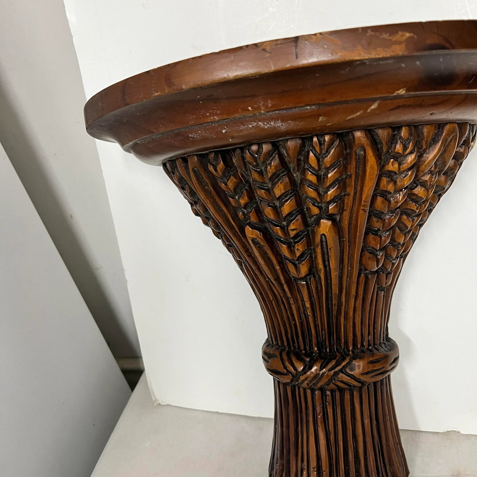 Vintage Large Hand Carved Farmhouse Wheat Sheaf Wall Bracket Made in Spain - 3