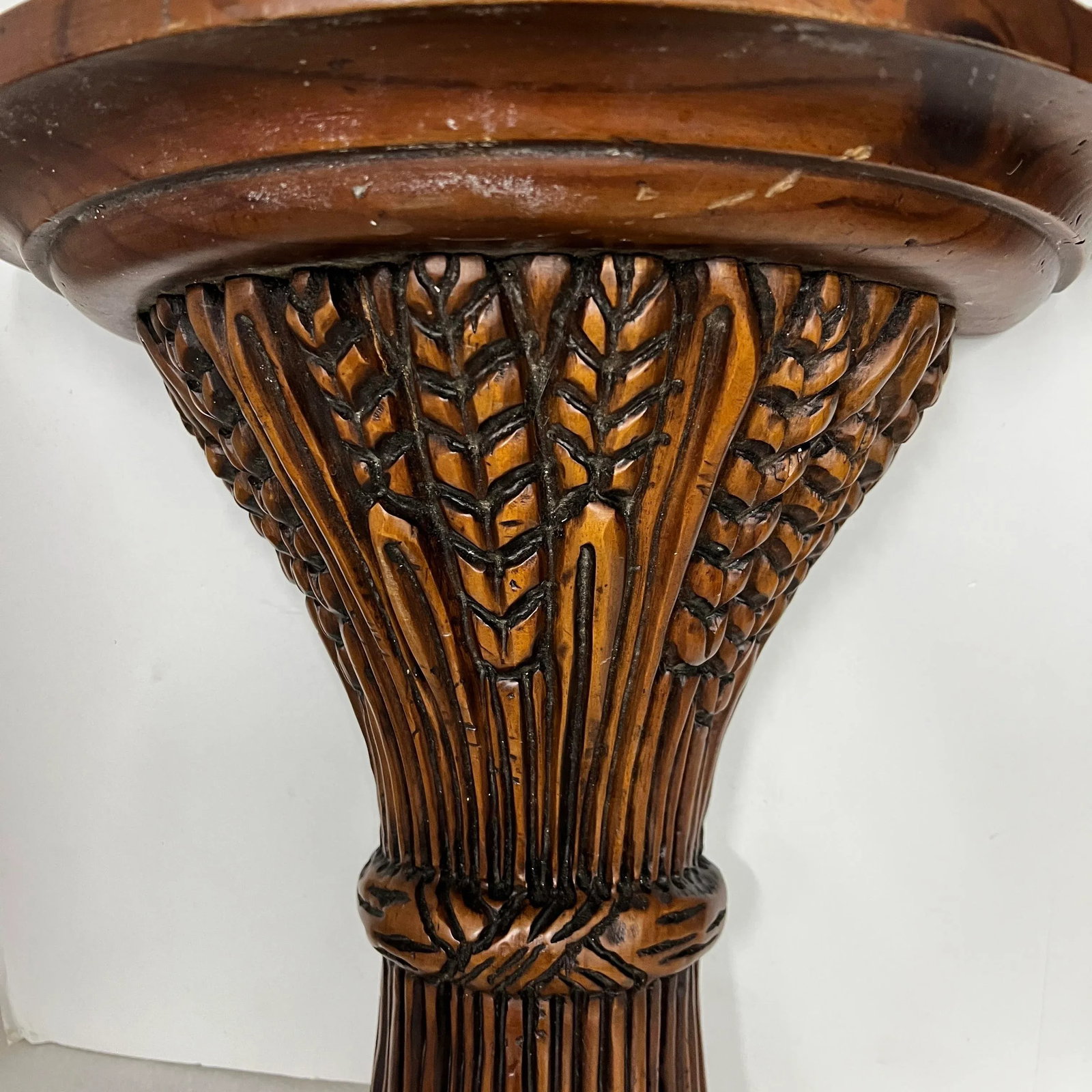 Vintage Large Hand Carved Farmhouse Wheat Sheaf Wall Bracket Made in Spain - 5