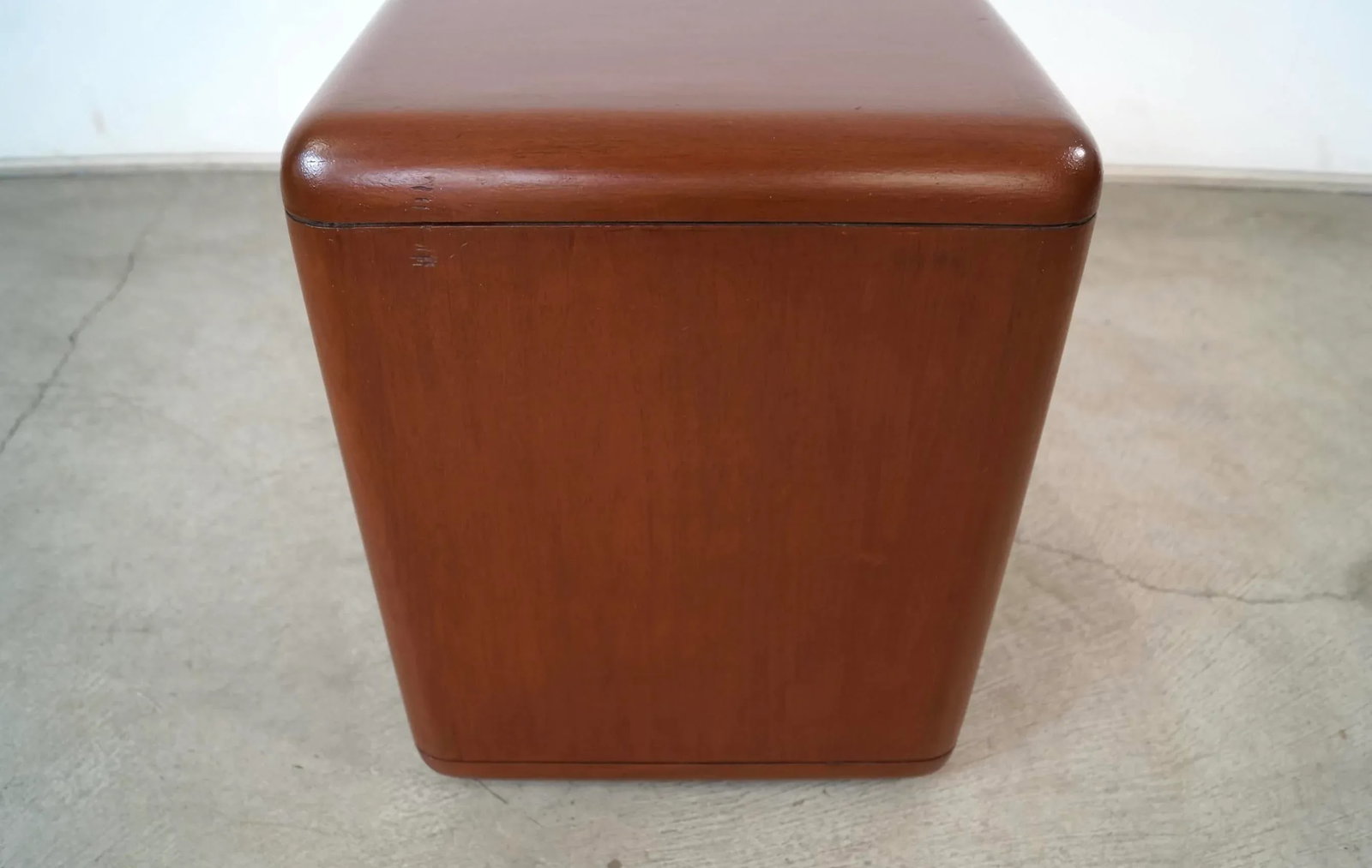 1970's Mid-Century Modern Walnut Pedestal Side Table - 11