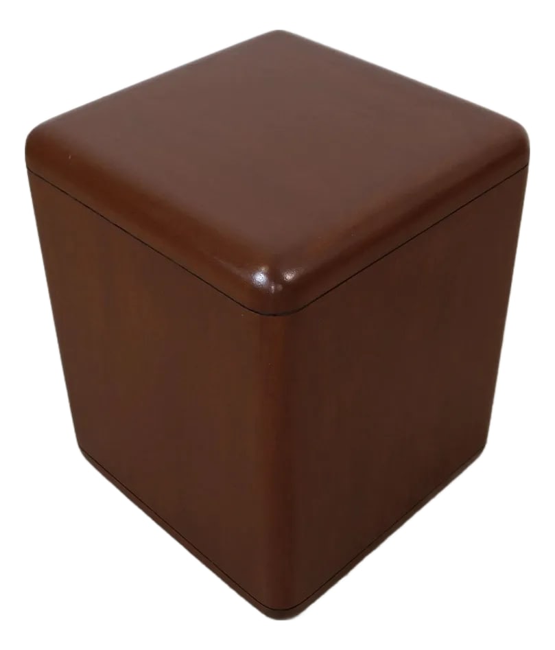 1970's Mid-Century Modern Walnut Pedestal Side Table: Vintage Mid century Modern side table stand for sale. Made of walnut, and very solidly constructed. Made here in the US with great craftsmanship. and has nice rounded edges. It's in great vintage cond