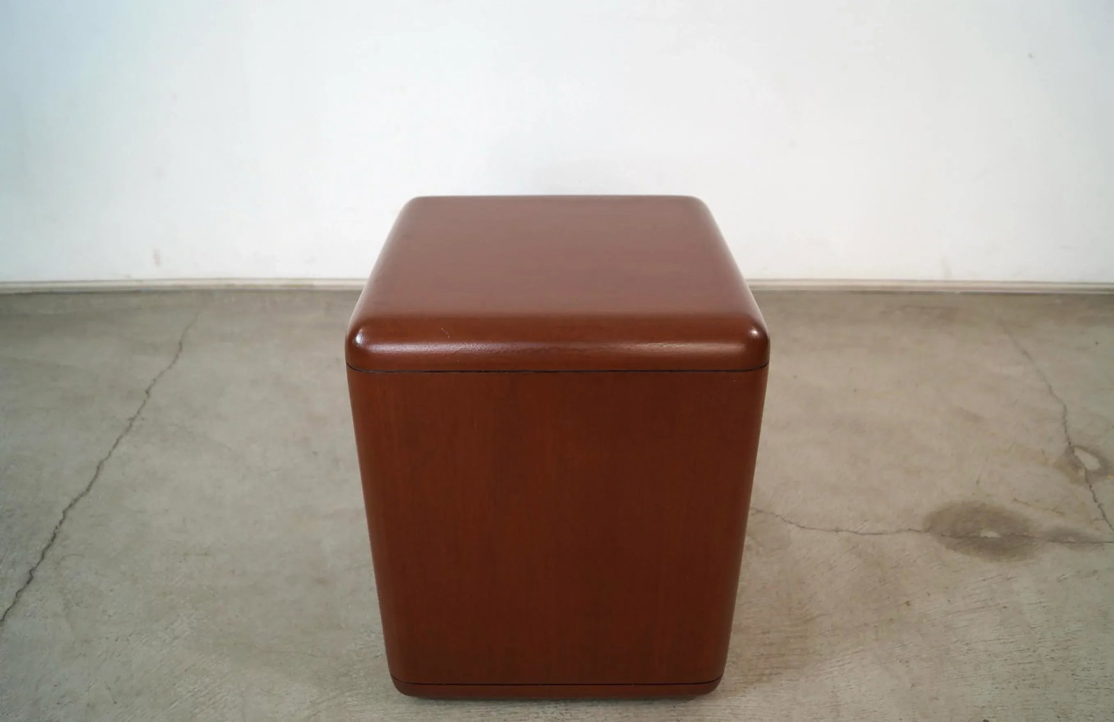 1970's Mid-Century Modern Walnut Pedestal Side Table - 4