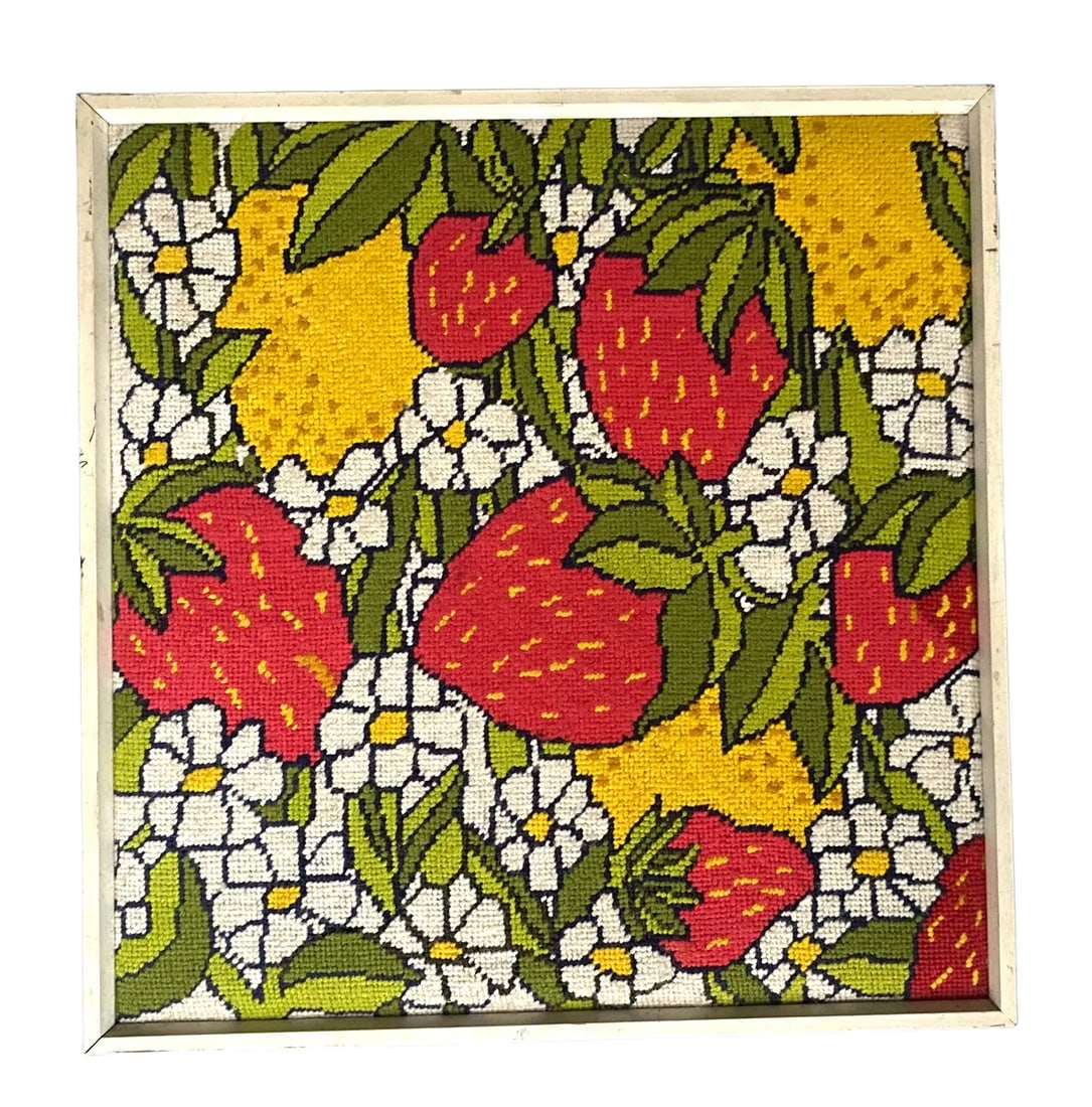 Vintage Handmade 1970s Strawberry, Lemon and Daisy Needlepoint Wallhanging in White Wood Frame - 7