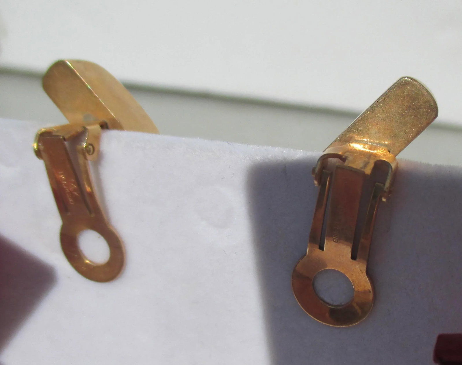 14 Kt. Gold Retro American Clip-on Earrings - 4