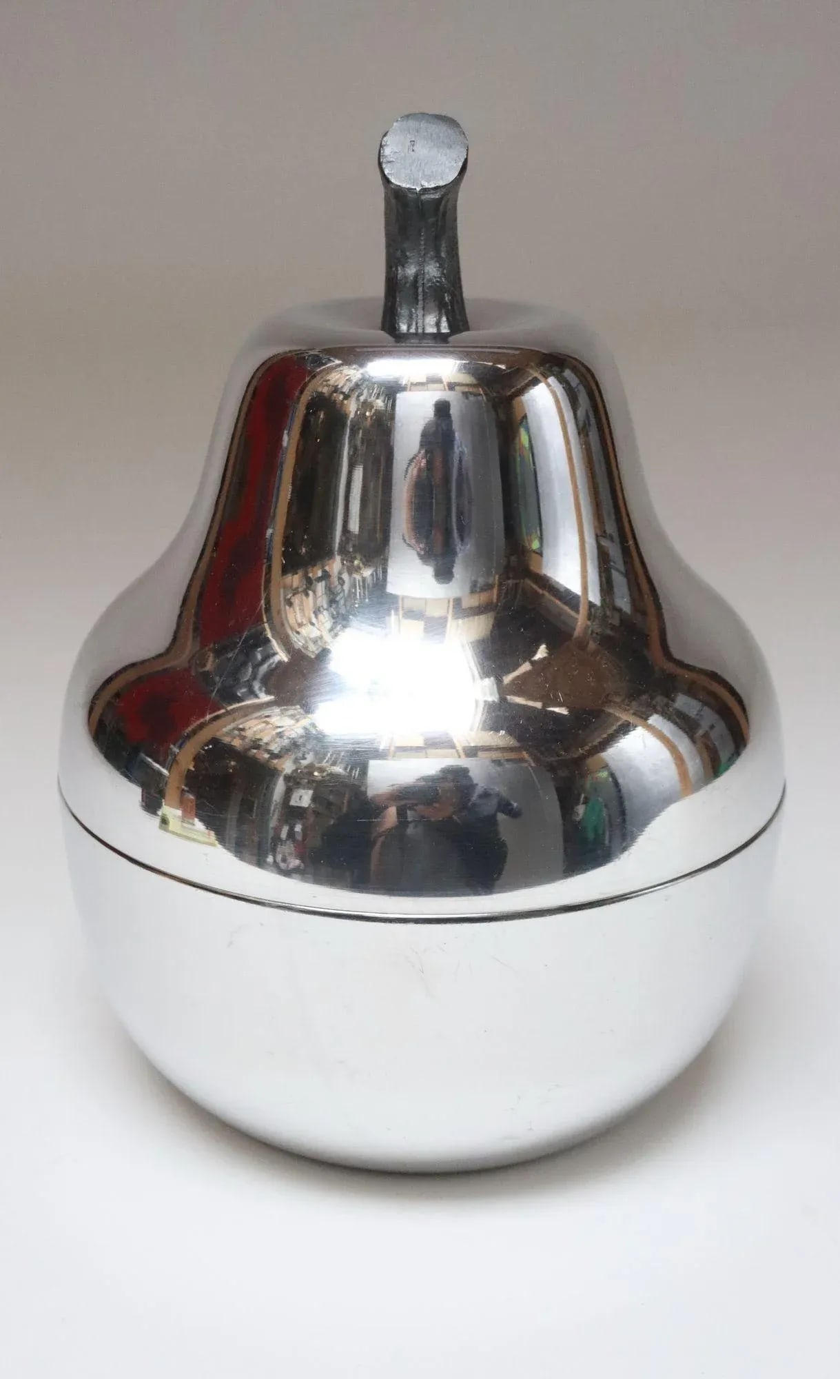 Italian Modernist Polished Aluminum "Pear" Ice Bucket - 3