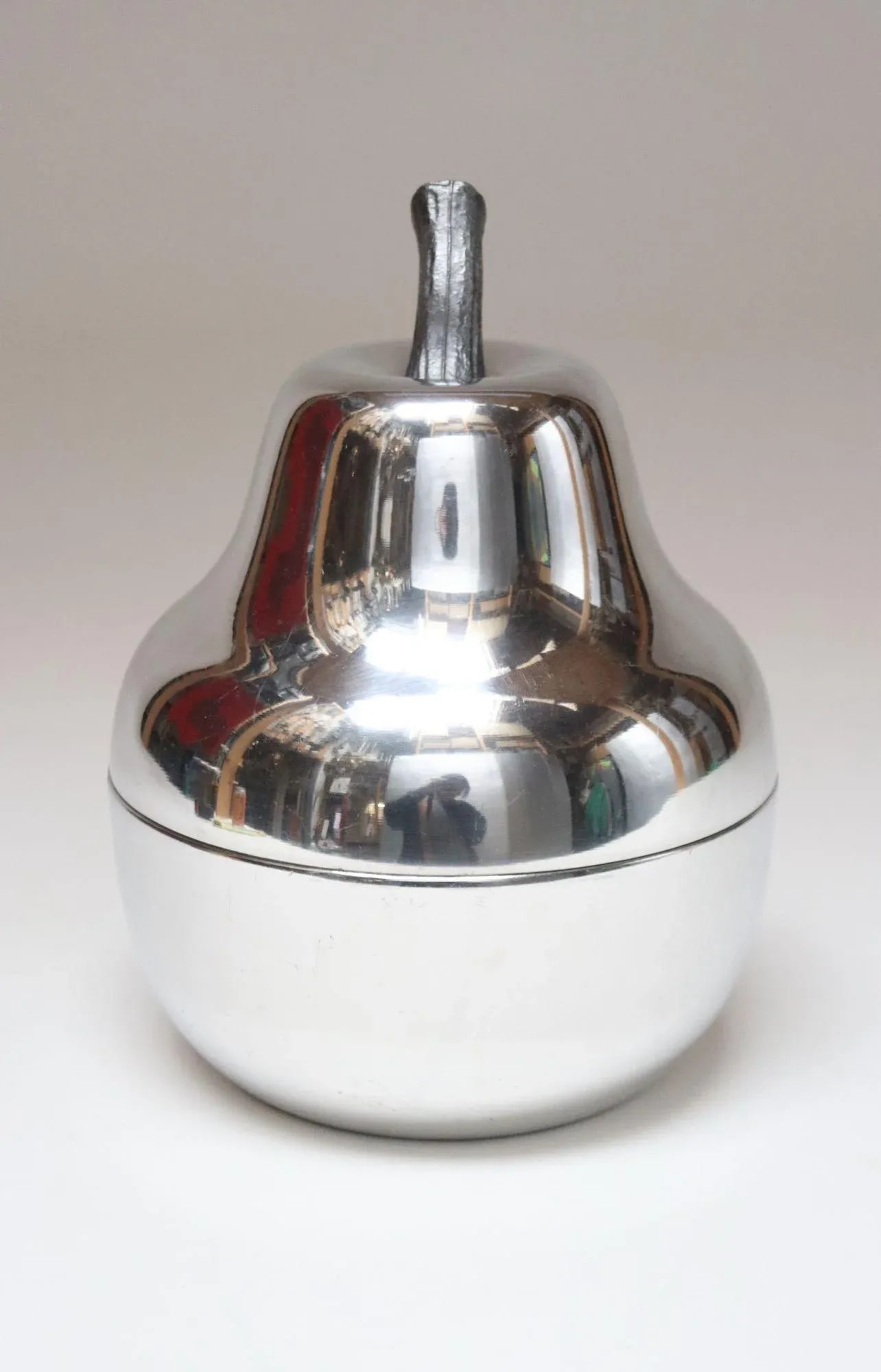Italian Modernist Polished Aluminum "Pear" Ice Bucket - 4