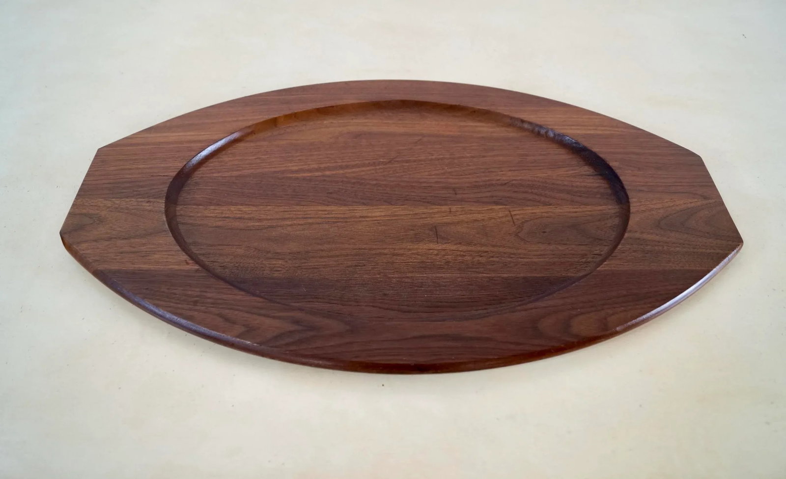 1960's Mid-Century Modern Italian Solid Walnut Tray - 3