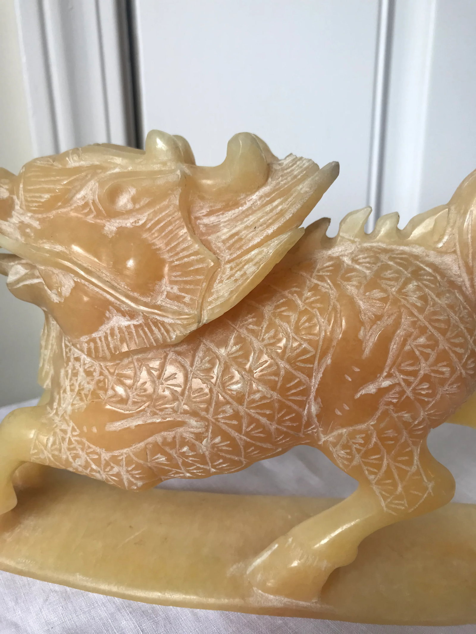 Vintage Late 20th Century Stone Foo Dog Statue/ Paperweight - 4