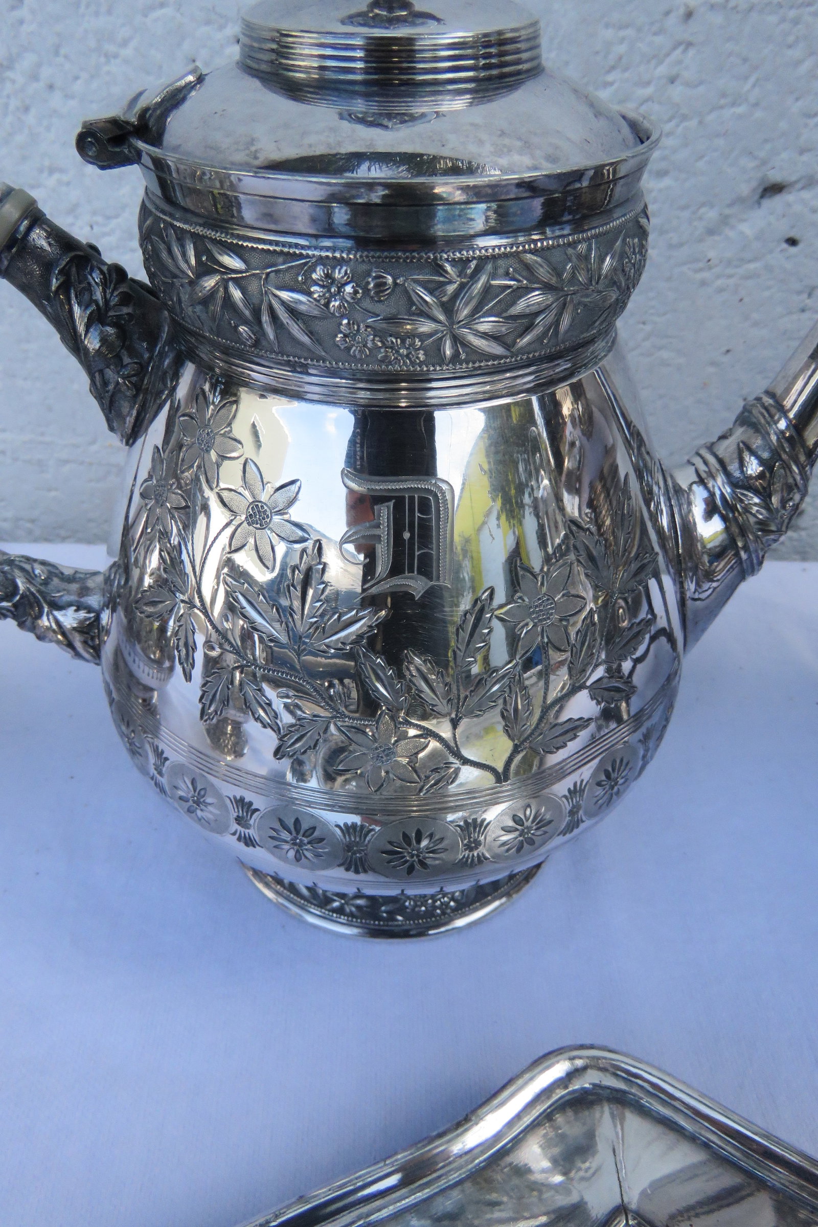 Late 20th Century Meriden Silver Plated Serving Tea Tray Set With Pairpoint Pitcher and Cup 4483b - 8