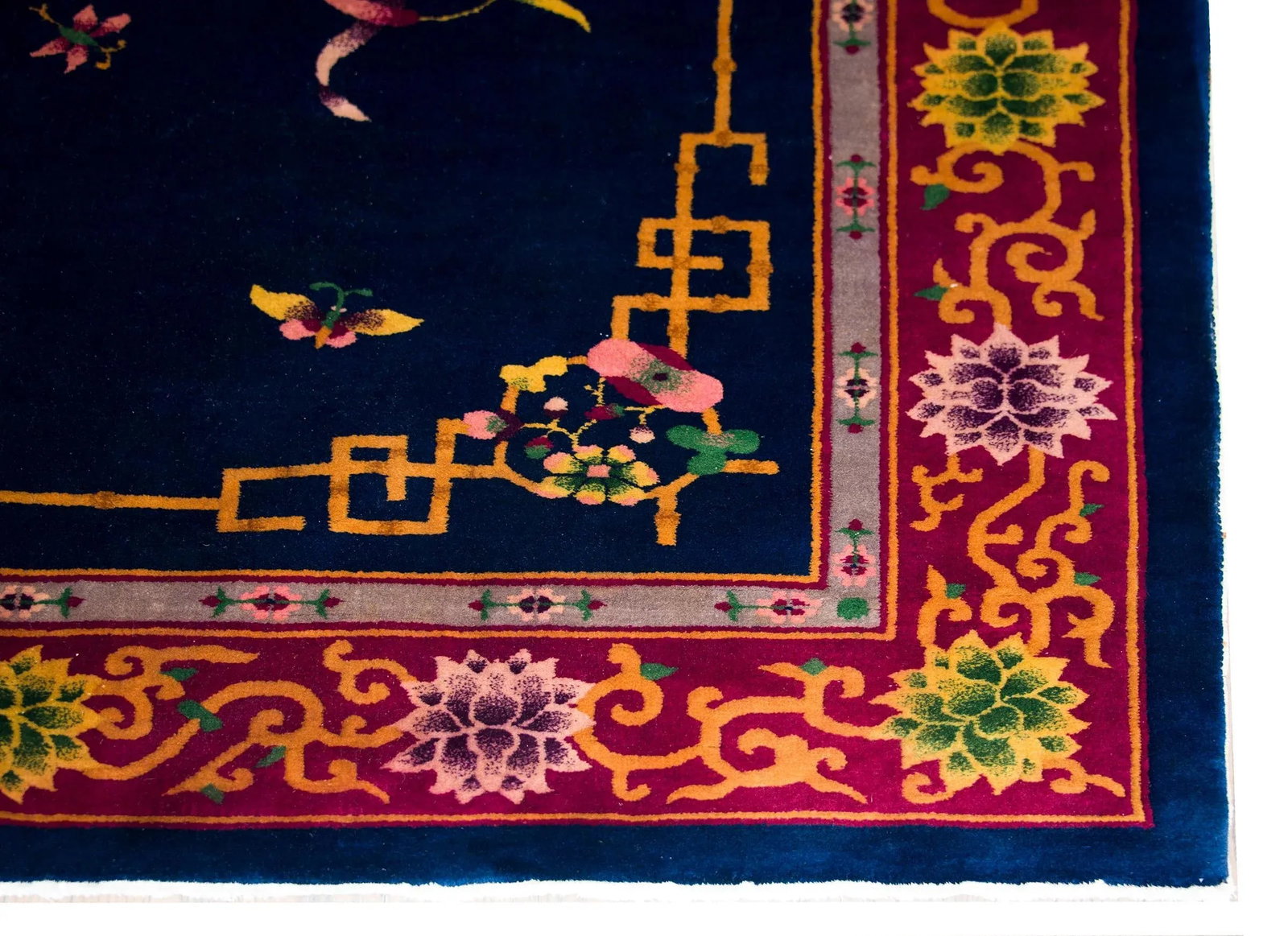 Early 20th Century Chinese Art Deco Rug - 7