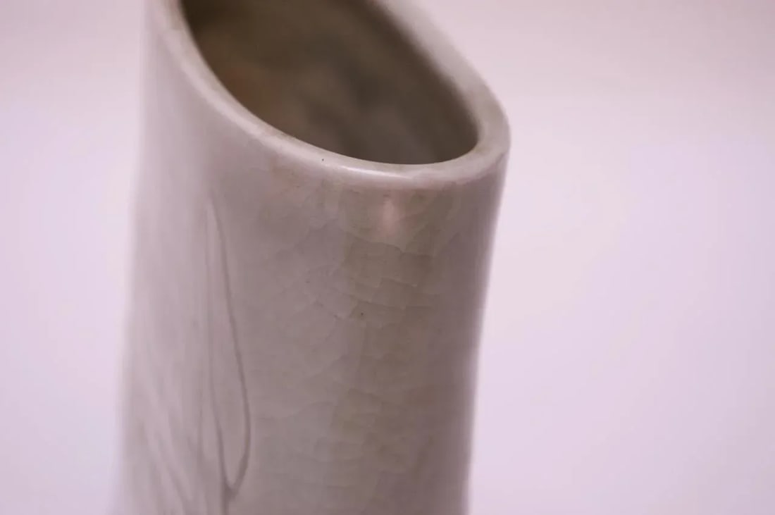 Studio Stoneware Pale Green Floral Vase Signed Pollack, 1976 - 10