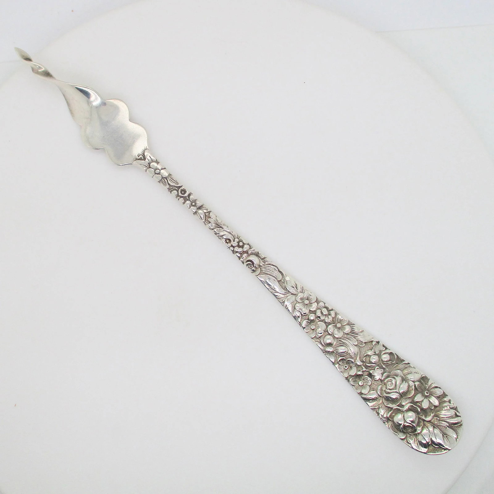 Early 20th Century Sterling Silver Butter Pick With Twisted Point - 5