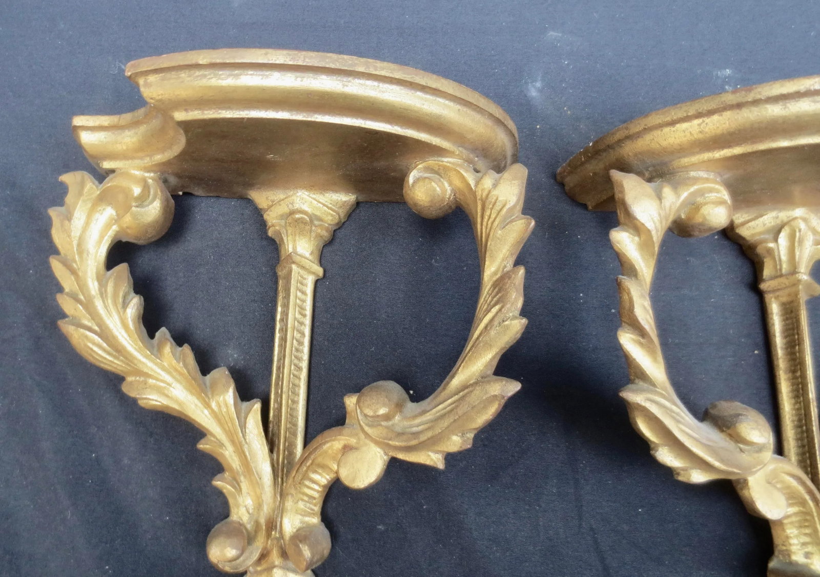 Vintage Carved Italian Gilt Wood Wall Brackets - A Pair of 2 - 5