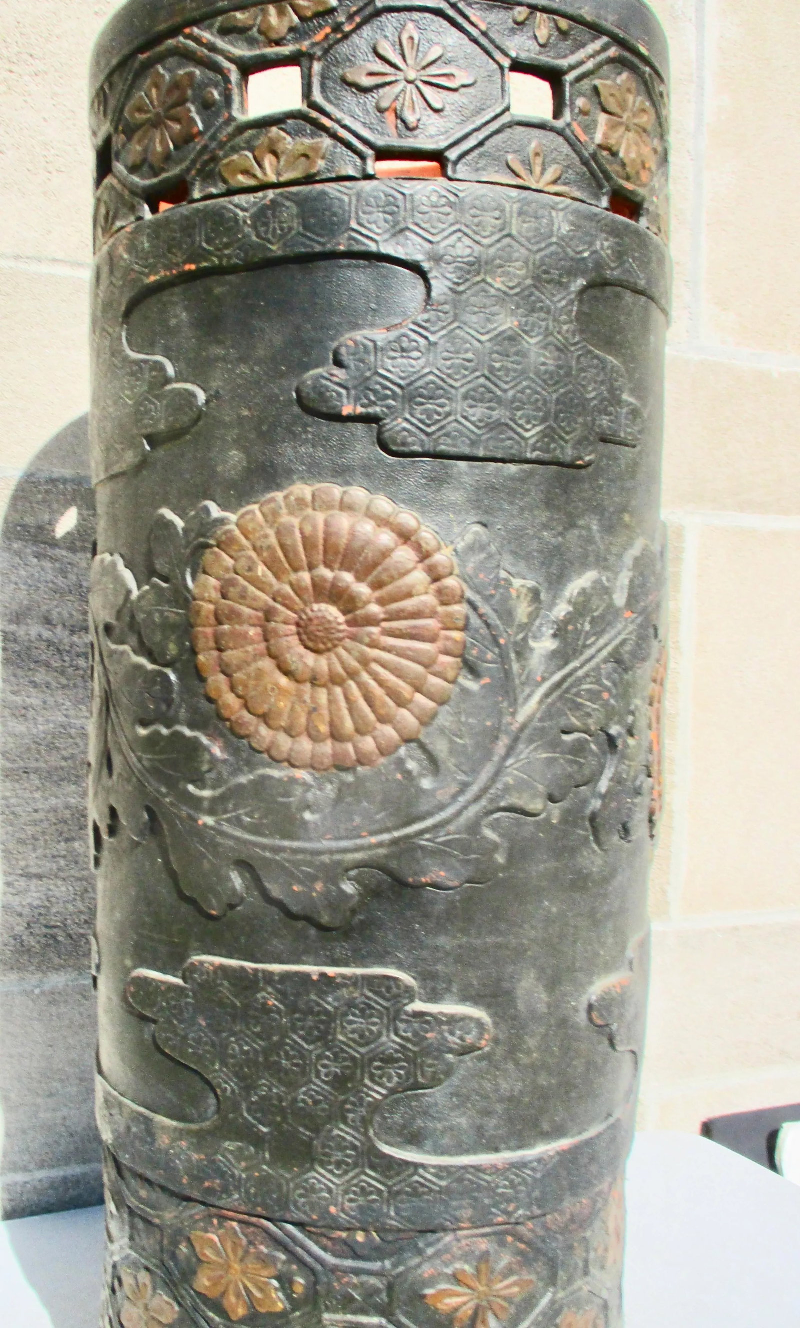Tokoname Shudei Redware Umbrella Stand or Plantstand - 6