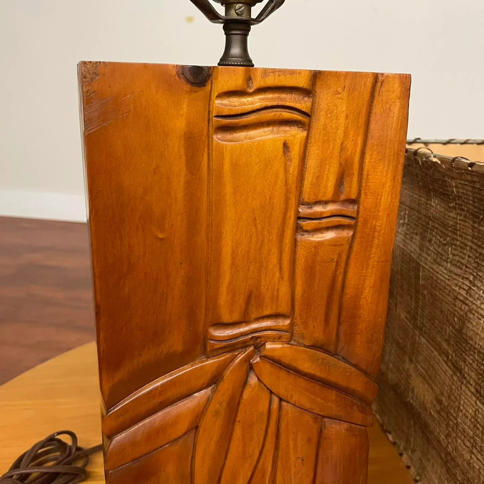 Mid-Century Carved Wood Table Lamp With Original Parchment & Cane Shade - 15