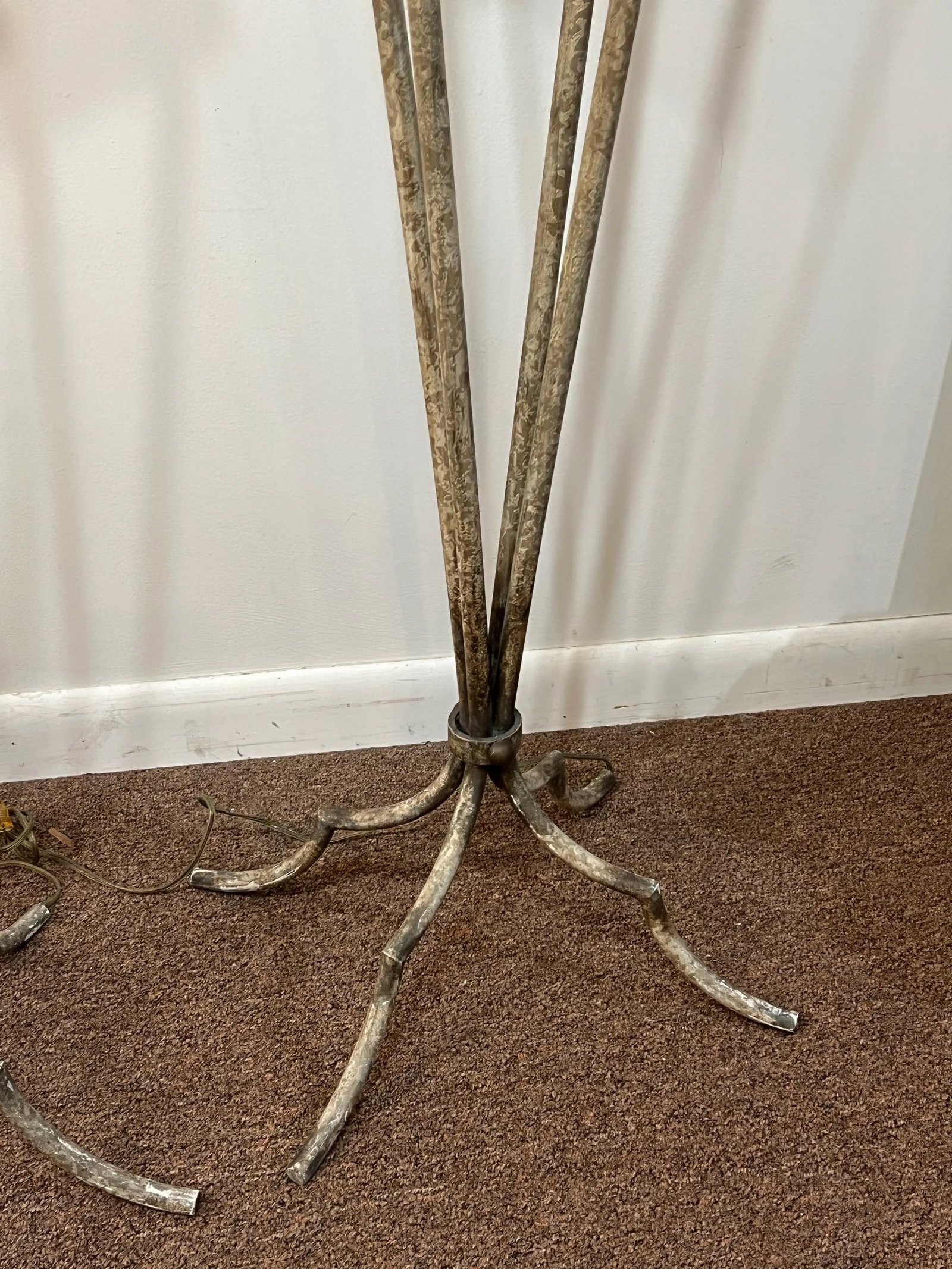 Mid Century Modern Floor Lamp Lion and Marble Motif - 8