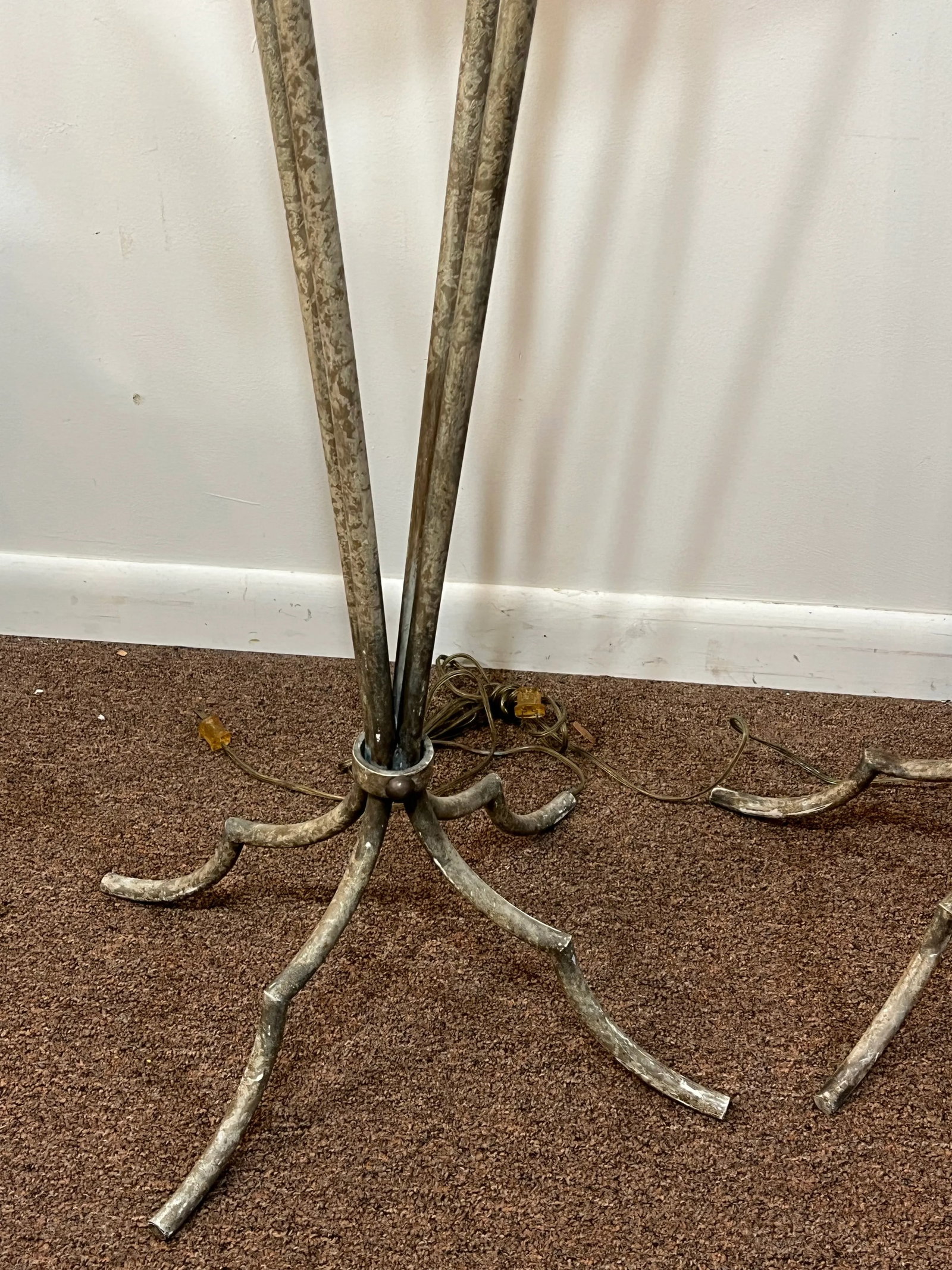 Mid Century Modern Floor Lamp Lion and Marble Motif - 9