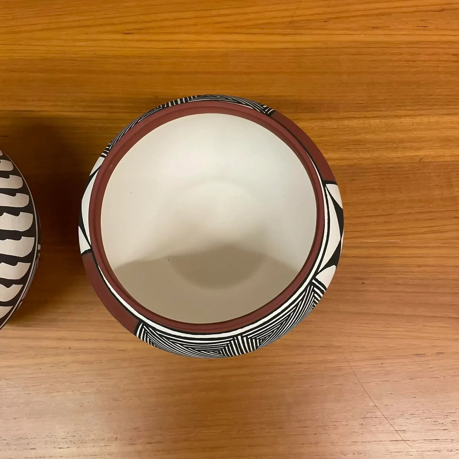 Pair of Acoma Pueblo Hand-Painted Pottery Jars, Signed by Florence & D. Sarracino - 9