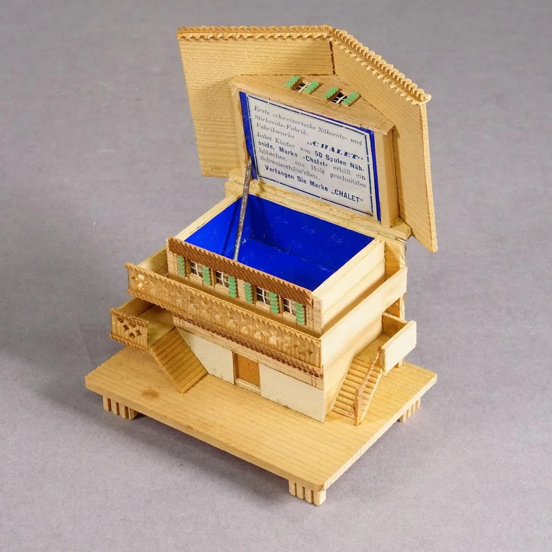 Vintage Chalet Deluxe Sewing Keepsake Box, Switzerland Ca. 1950s - 4