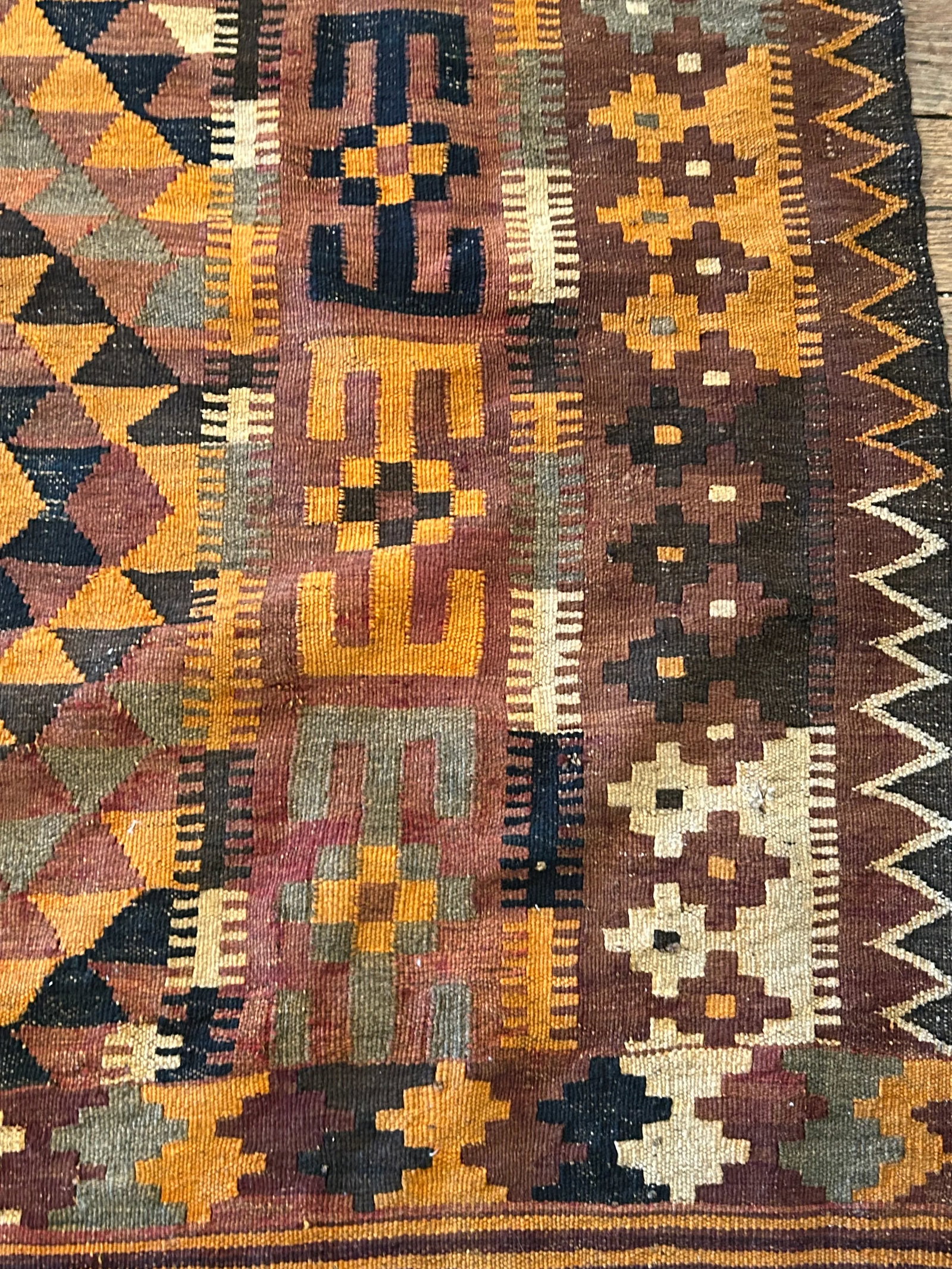 Vintage Turkish Kilim Rug in Oranges & Browns - 5