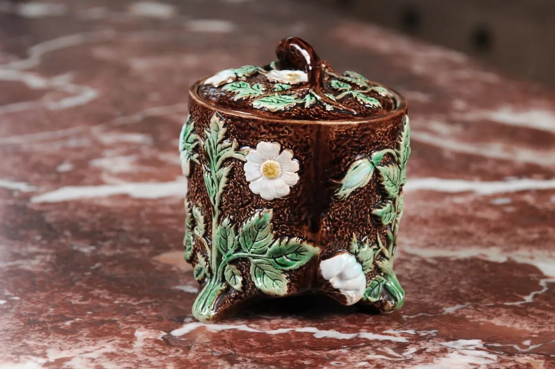 French 19th Century Brown Majolica Lidded Jar with Moulded Floral Décor - 11