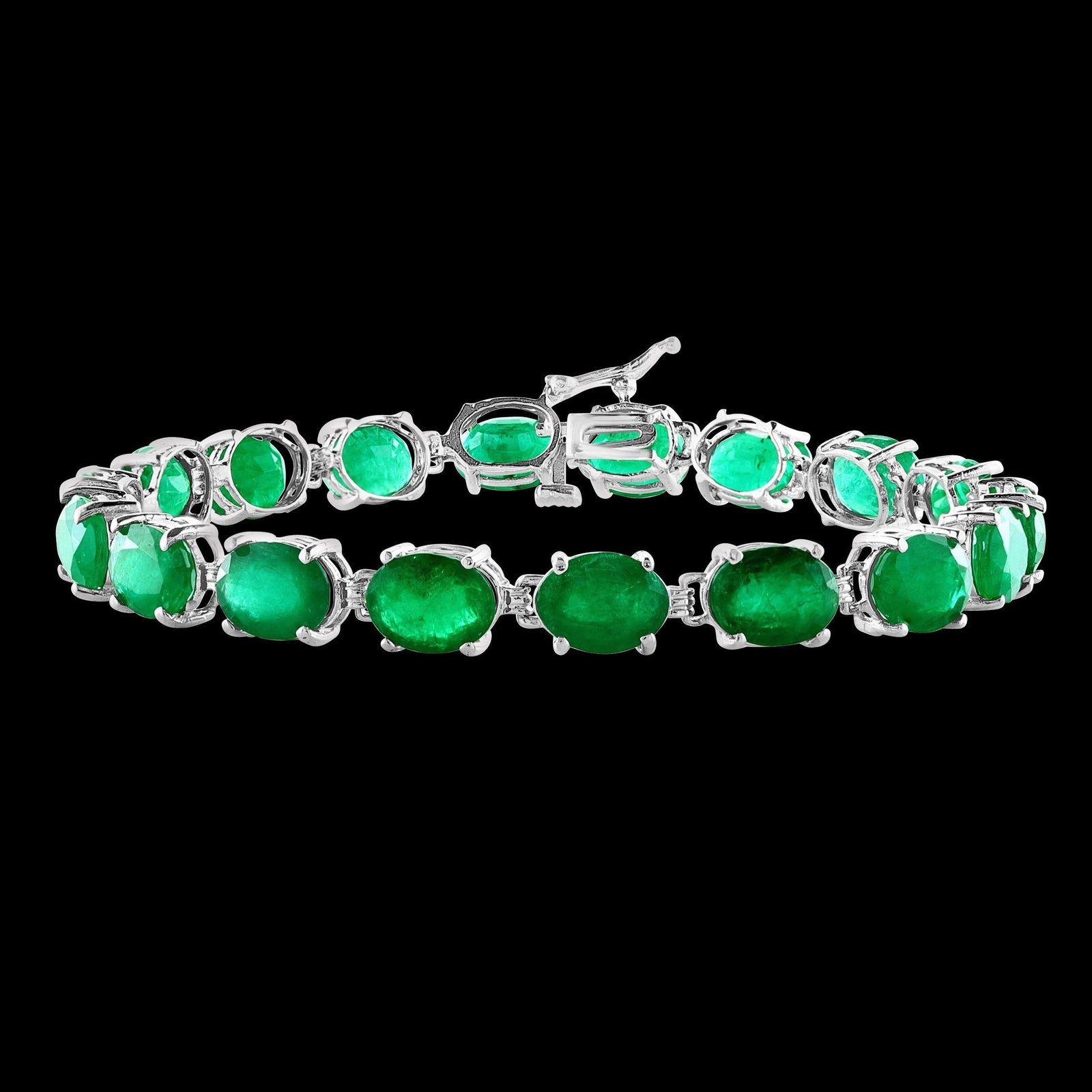 23 Carat Natural Emerald Cocktail Tennis Bracelet 14 Karat White Gold - 17