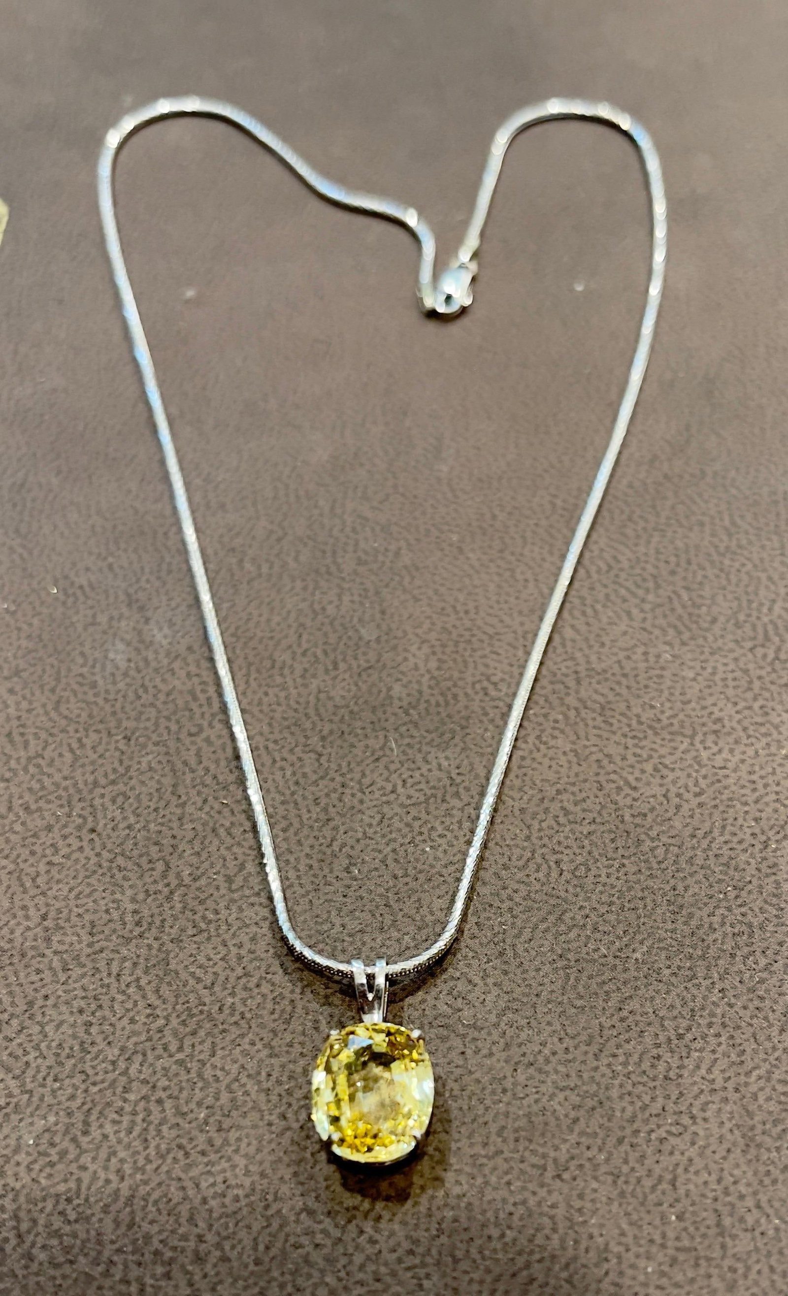 GIA Certified 5.56 Ct Natural Ceylon Yellow Sapphire Pendant Necklace white Gold - 11