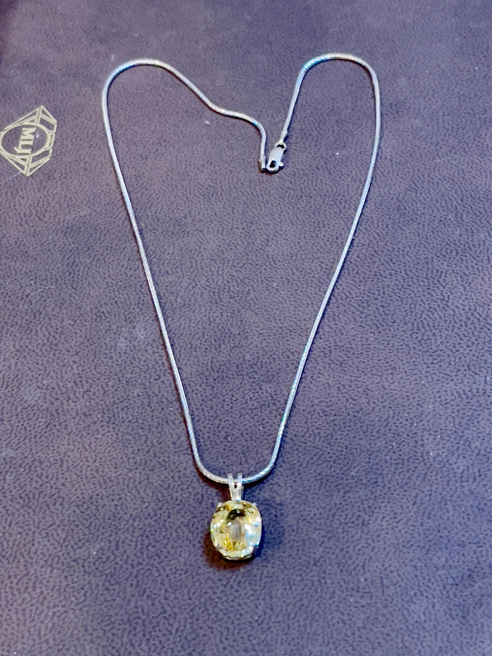 GIA Certified 5.56 Ct Natural Ceylon Yellow Sapphire Pendant Necklace white Gold - 3