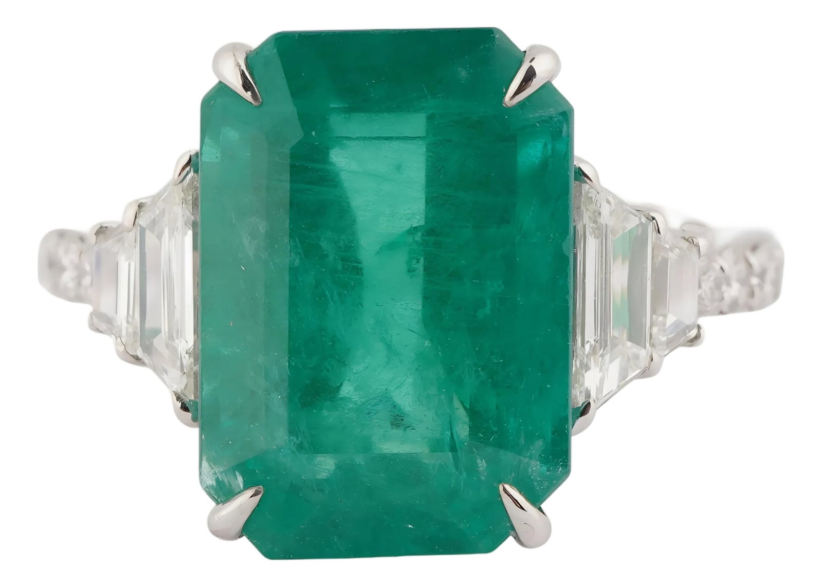 6.40 Ct Natural Zambian Emerald Cut Emerald diamond ring in 18k gold: 18 Karat gold 5.27 gm Diamond fancy=0.44cts Diamond round =0.16cts Emerald =6.40cts Condition: Imperfections: No Imperfections Condition Notes: New Origin: India Materials & Techniques: Diamond,